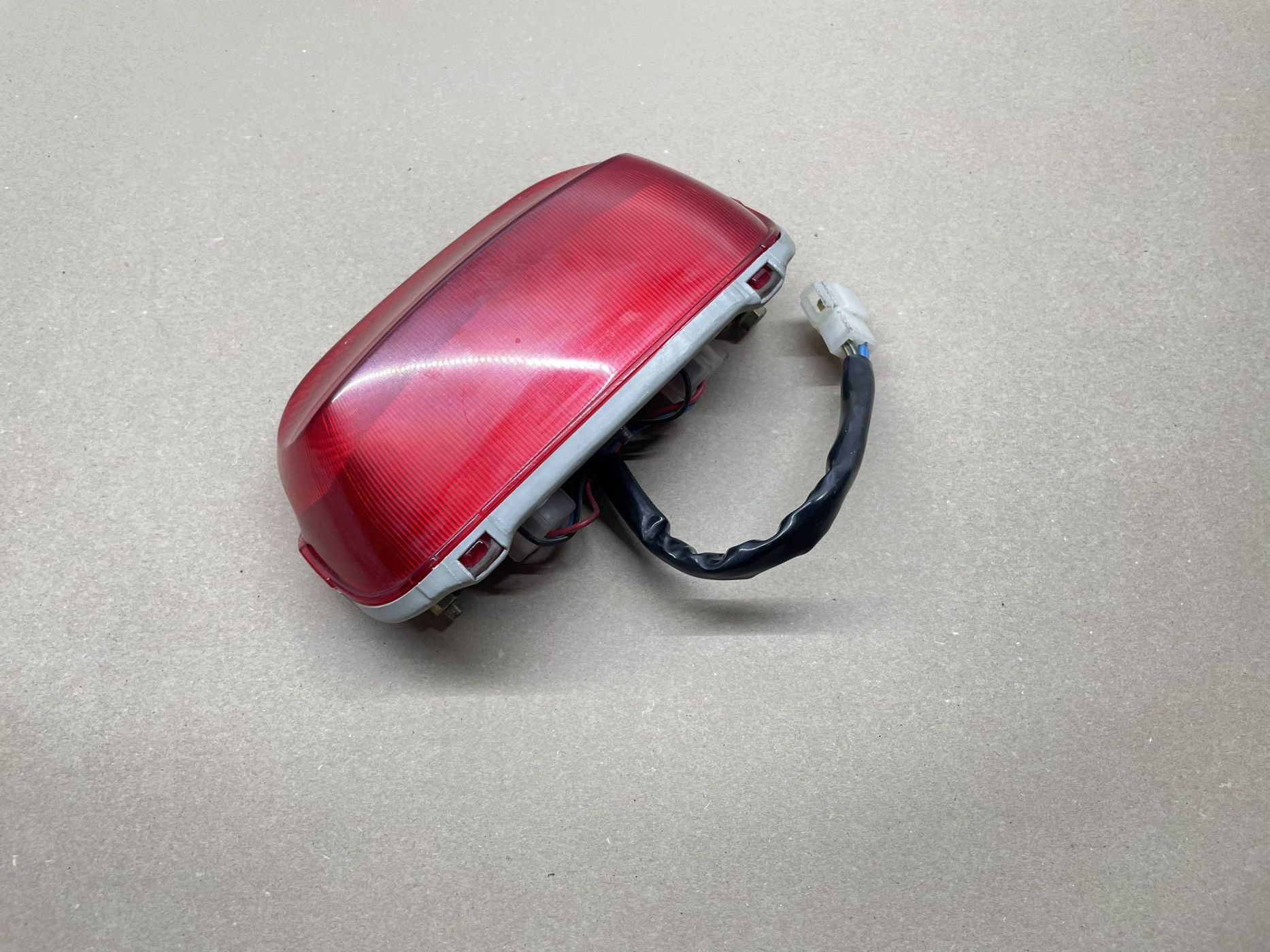Kawasaki ZZR 600 - Rücklicht Licht Lampe hinten rearlight  (118-1)