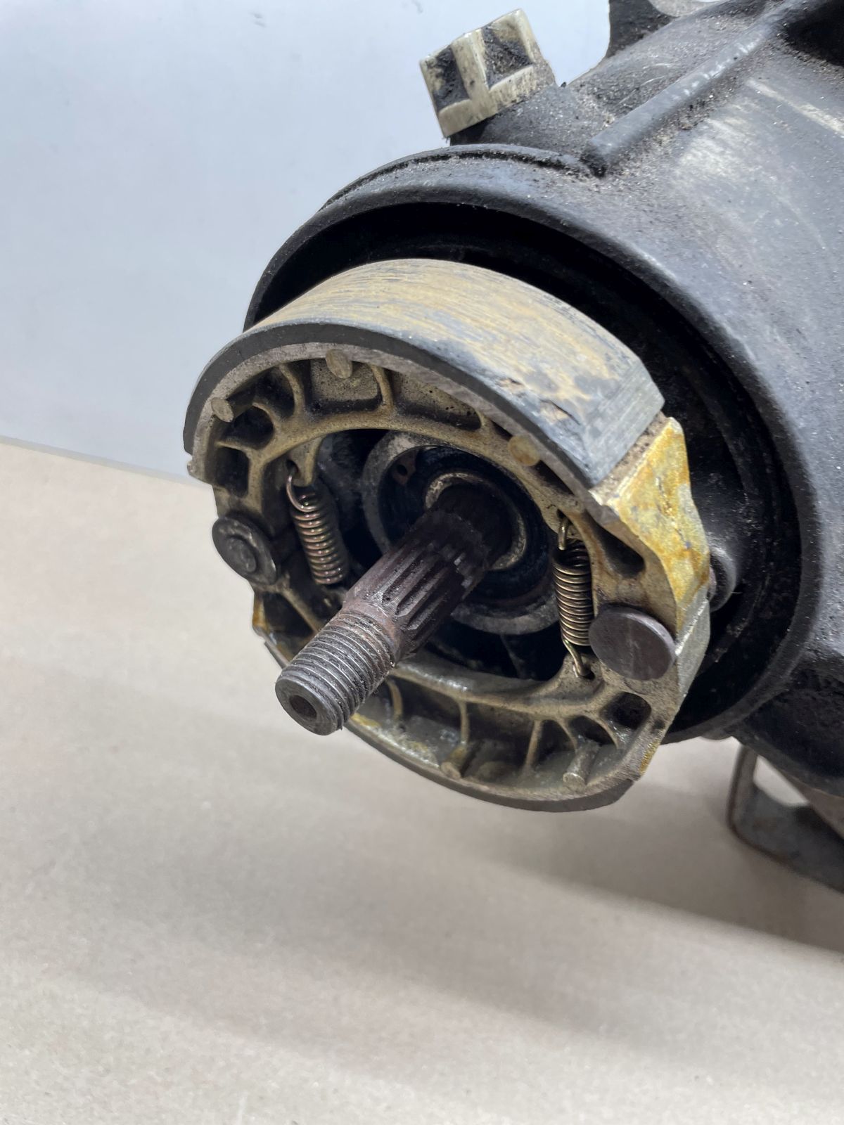 Aprilia Gulliver 50 - Motorblock Kurbelwelle Zylinder Getriebe Ständer (76)