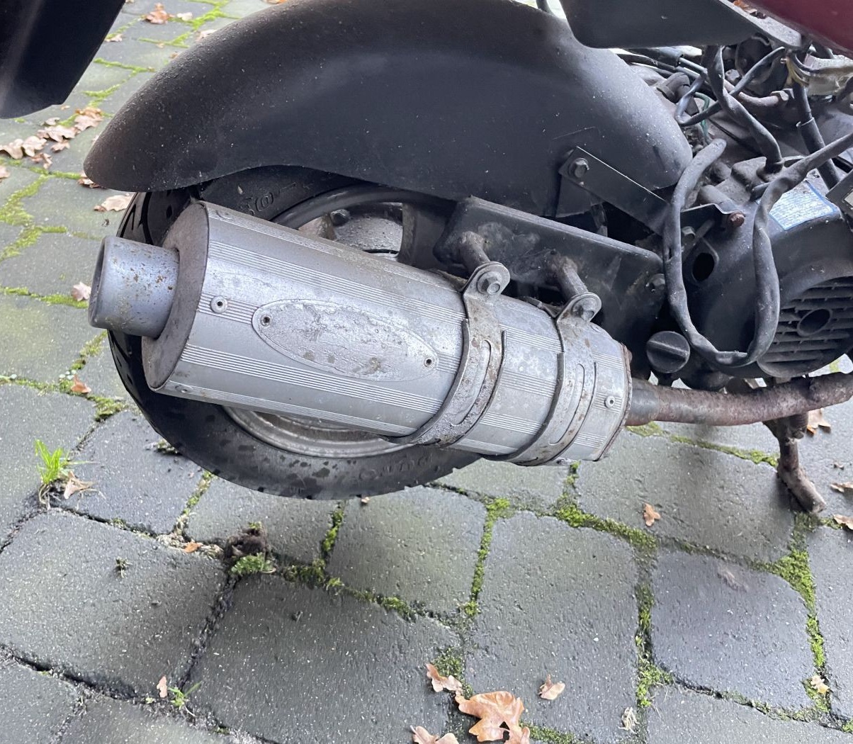 Ering / Baotian BT49QT-7 original Auspuff exhaust (102-14)