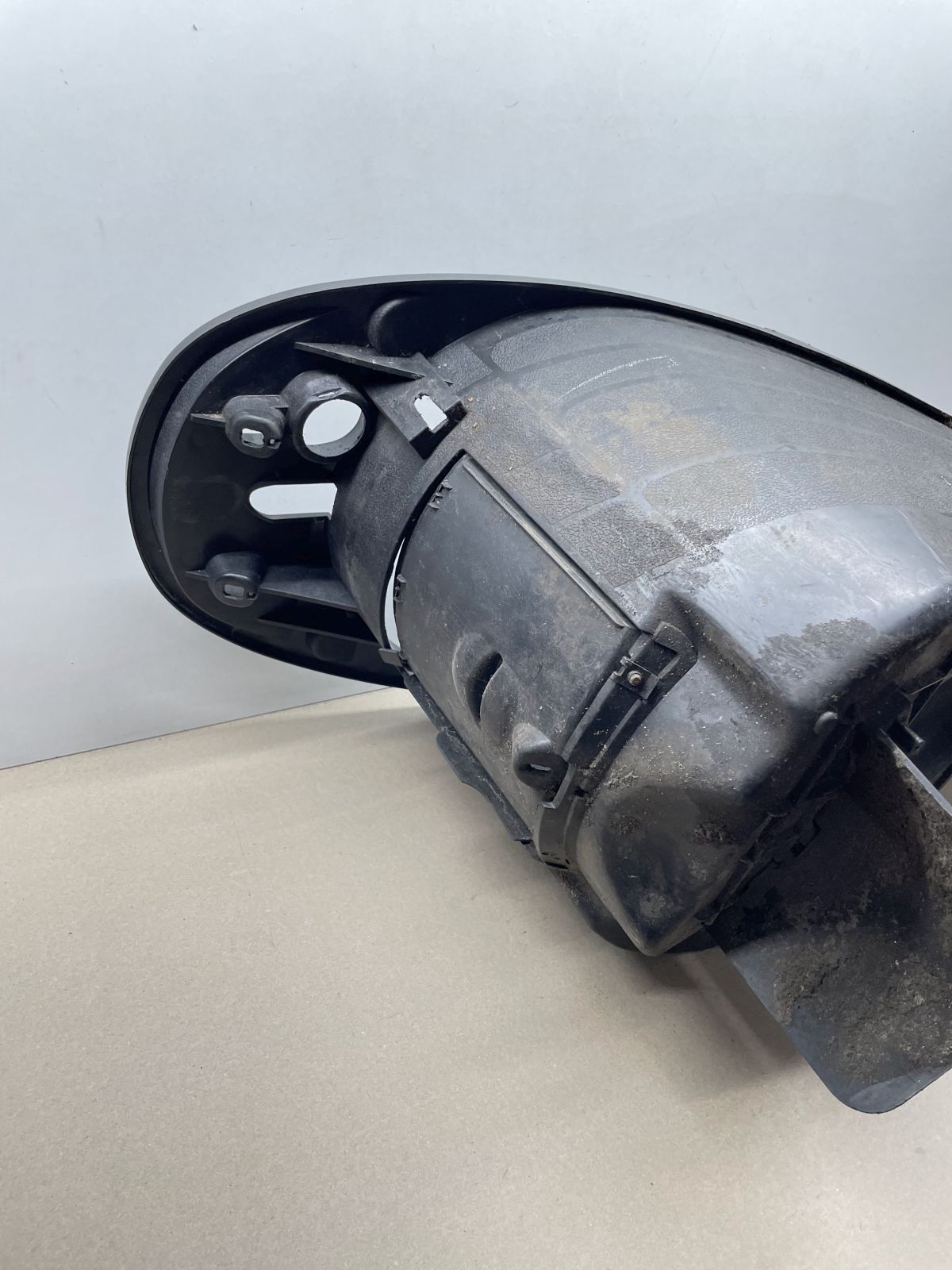 Peugeot New Vivacity 50 2T - original Helmfach Staufach Verkleidung (90)