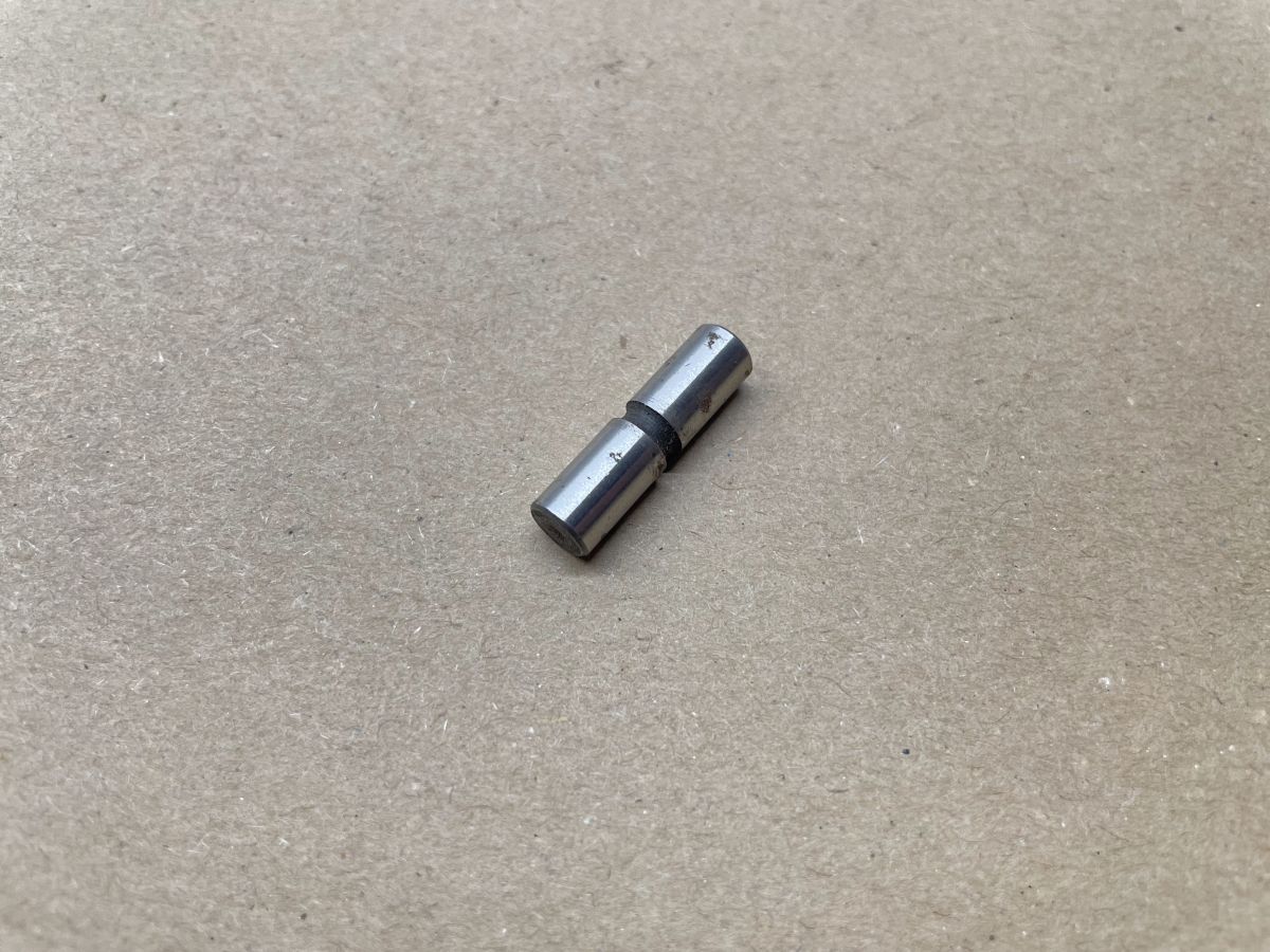 Piaggio Ciao Si Bravo - Getriebestift 26mm NEU NOS für Getriebewelle Mofa  (W10)