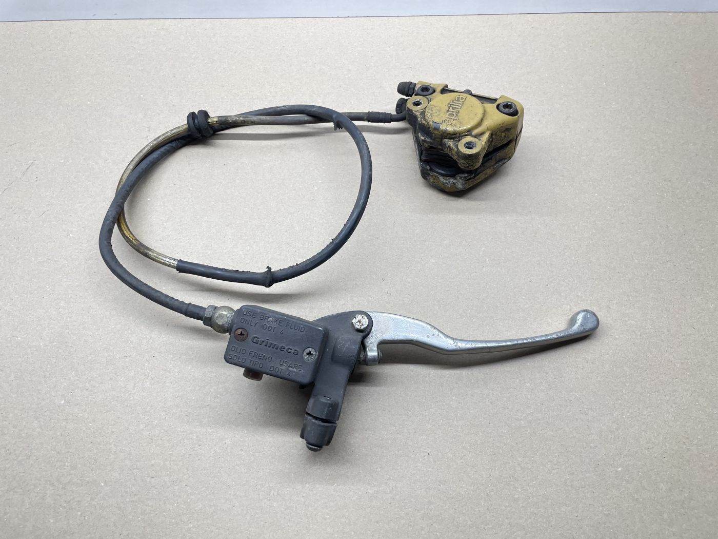 Aprilia Leonardo 125 - Bremse vorne Bremspumpe Bremszange brake (109-1)