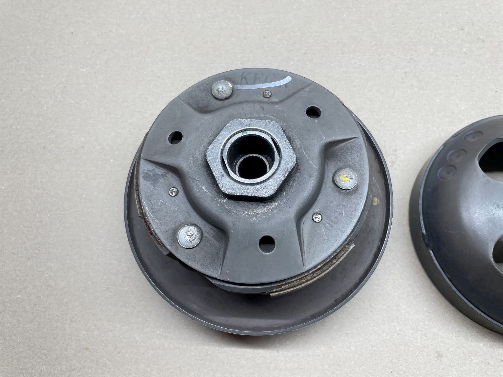 Piaggio X9 250 - Kupplung komplett Kupplungsglocke Wandler clutch (75)