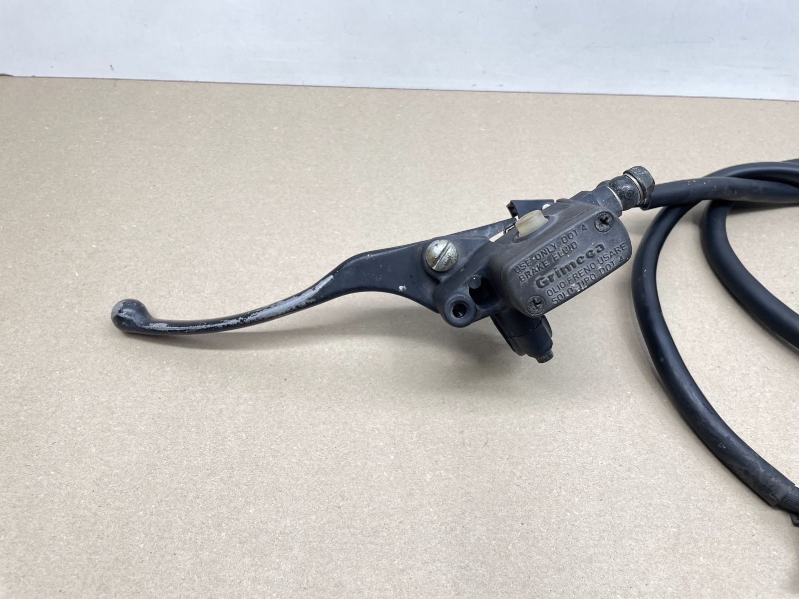 Honda X8R - Bremse hinten Bremszange Bremsleitung rear brake (119)