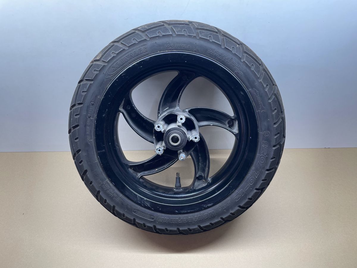 Piaggio TPH 50 - Vorderrad Reifen Felge vorne wheel (84-9)