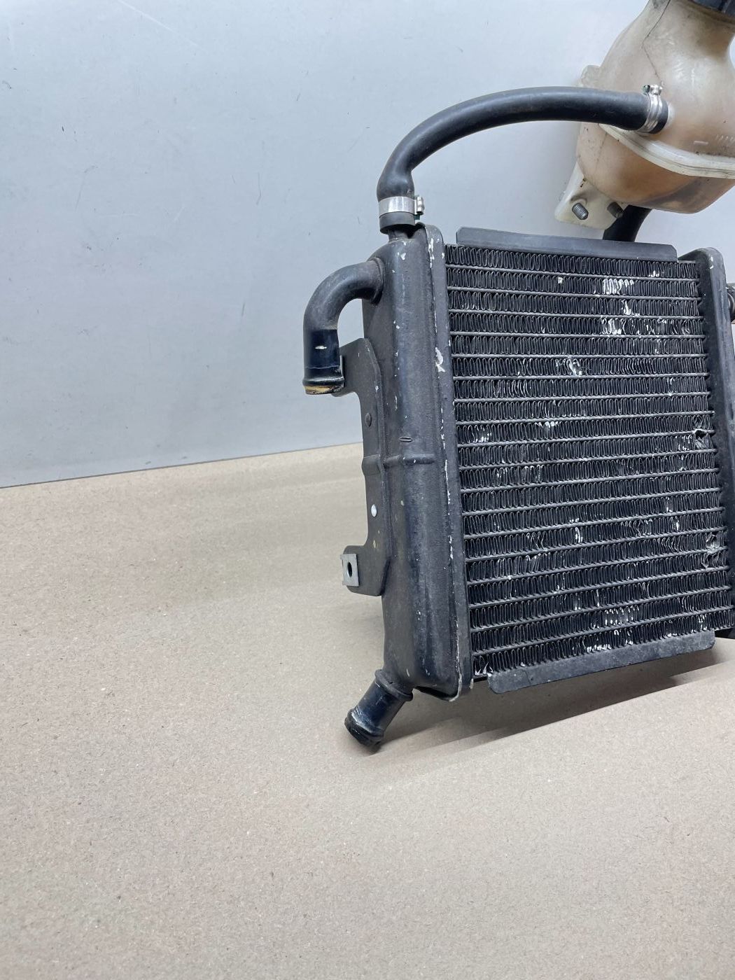 Aprilia SR50 Ditech - Kühler Wassertank Wassetankdeckel  (109-6)
