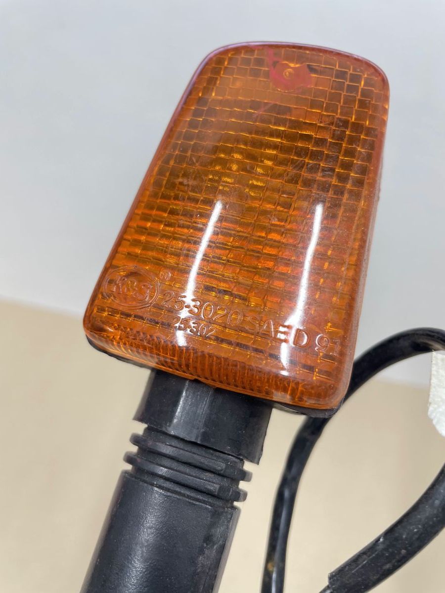 Suzuki GS 500 GSX 750 GSX-R 1100 RF 900 - Blinker Blinkerkappe flasher (118-11)