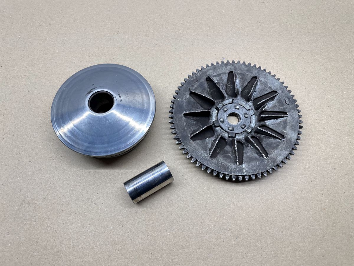 Hercules Splinter / Peugeot Speedake -Variomatik Riemenscheibe Mitnehmer (81)