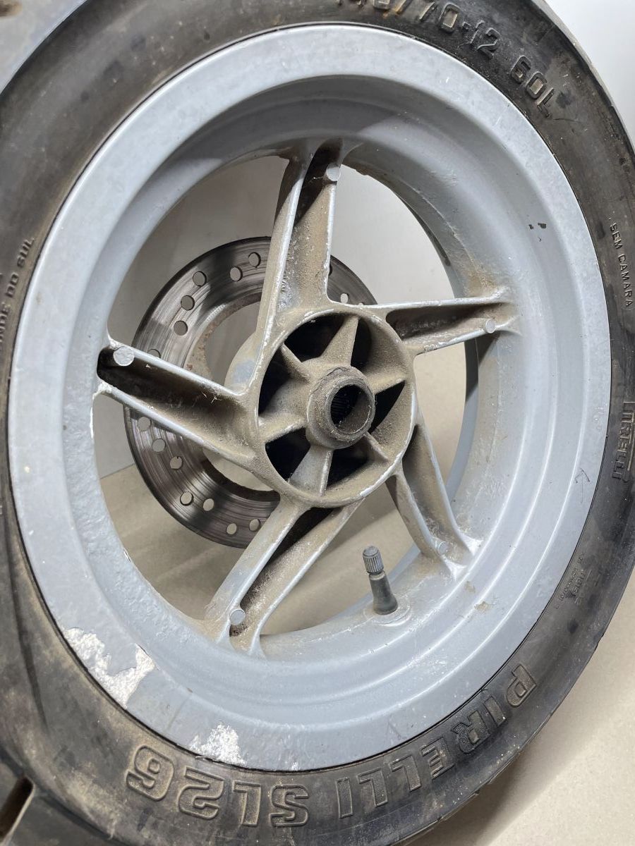 Aprilia Leonardo 125 - Hinterrad Reifen Felge hinten wheel (97-2)