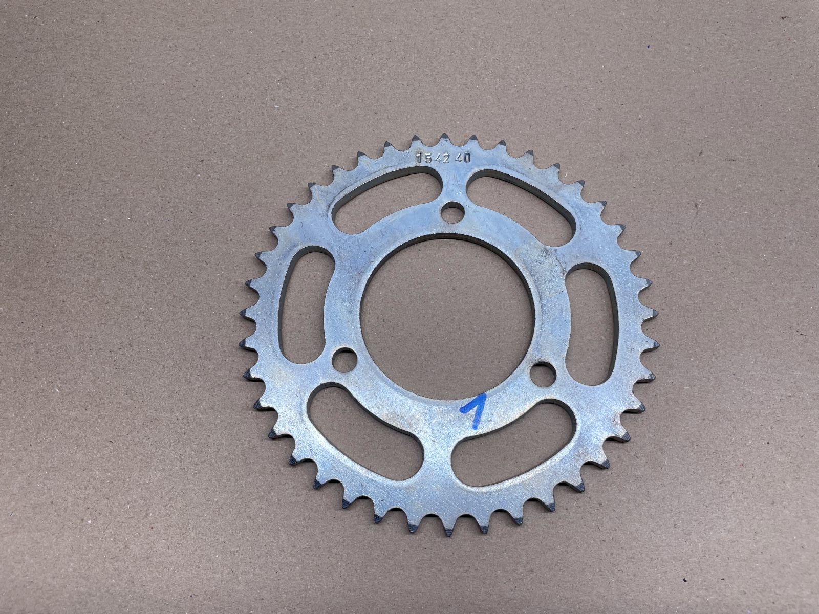 Honda MB MBX MT MTX 50 80 / CR 80 - Kettenrad 40 Zähne 1542 40 Sprocket (39-31)