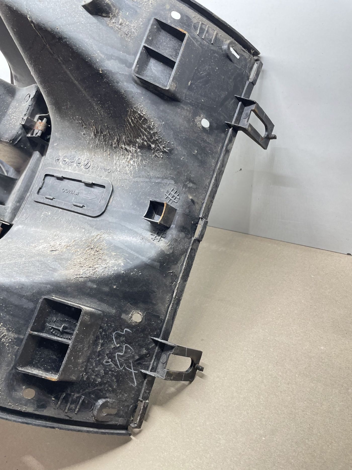 Kymco KB 50  - Beinschild Verkleidung Innenraum Abdeckung fairing (117)