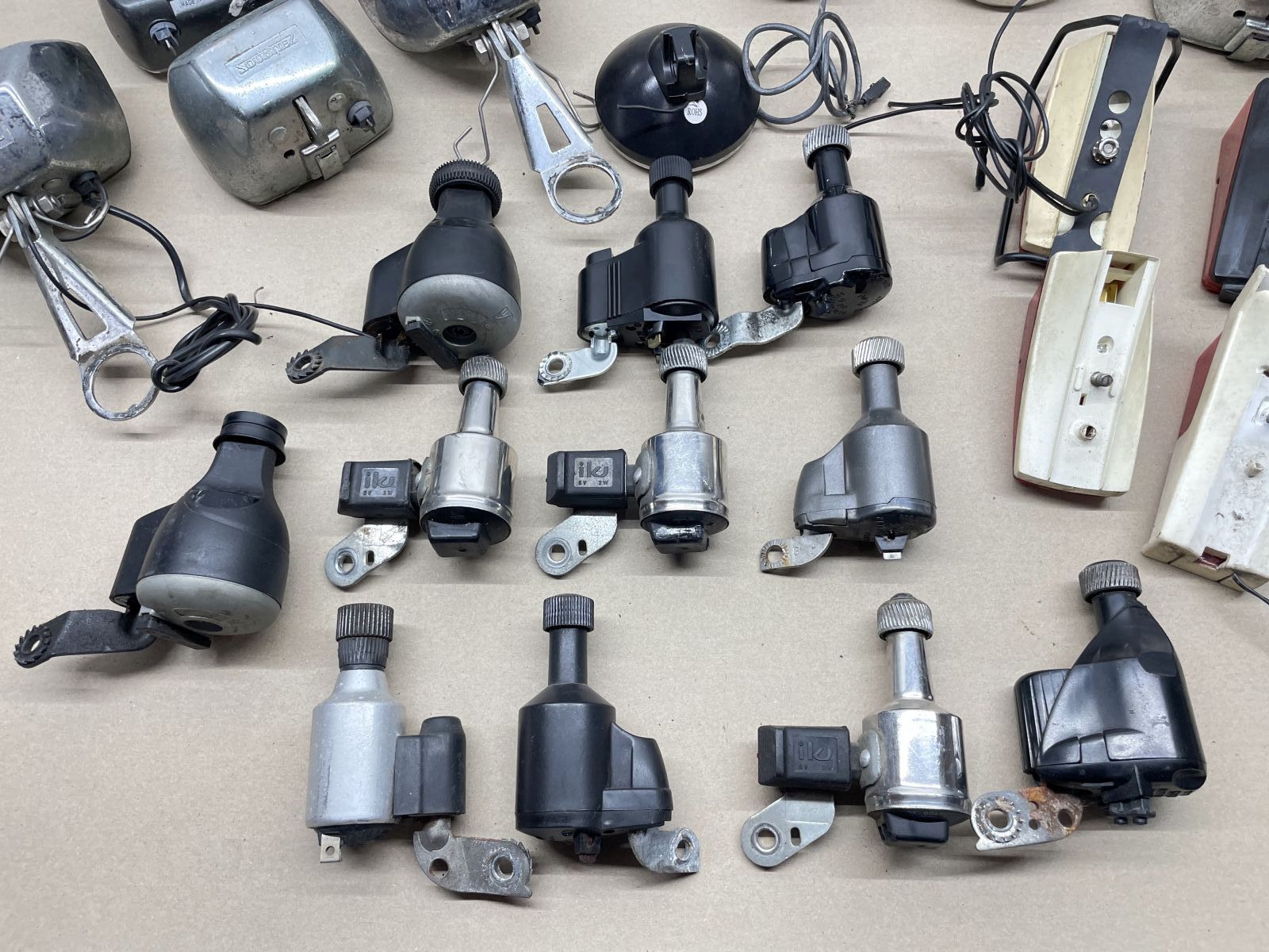 Saxonette Spartamet - 9x Scheinwerfer, 4x Rücklicht, 11x Dynamo Fahrrad (83-6)