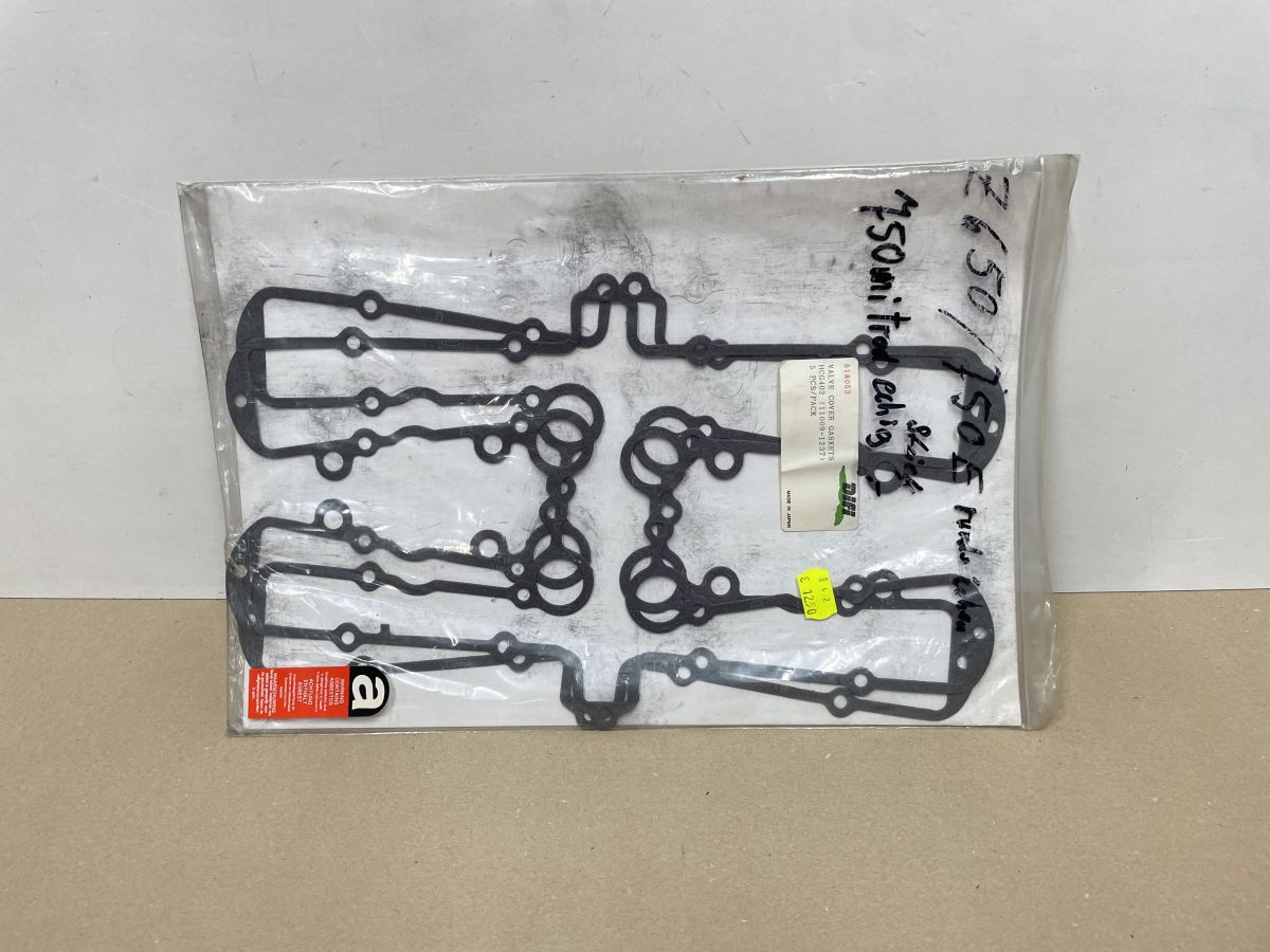2x Kawasaki Z650 Z750 - Ventildeckeldichtung valve cover gasket (118-15)