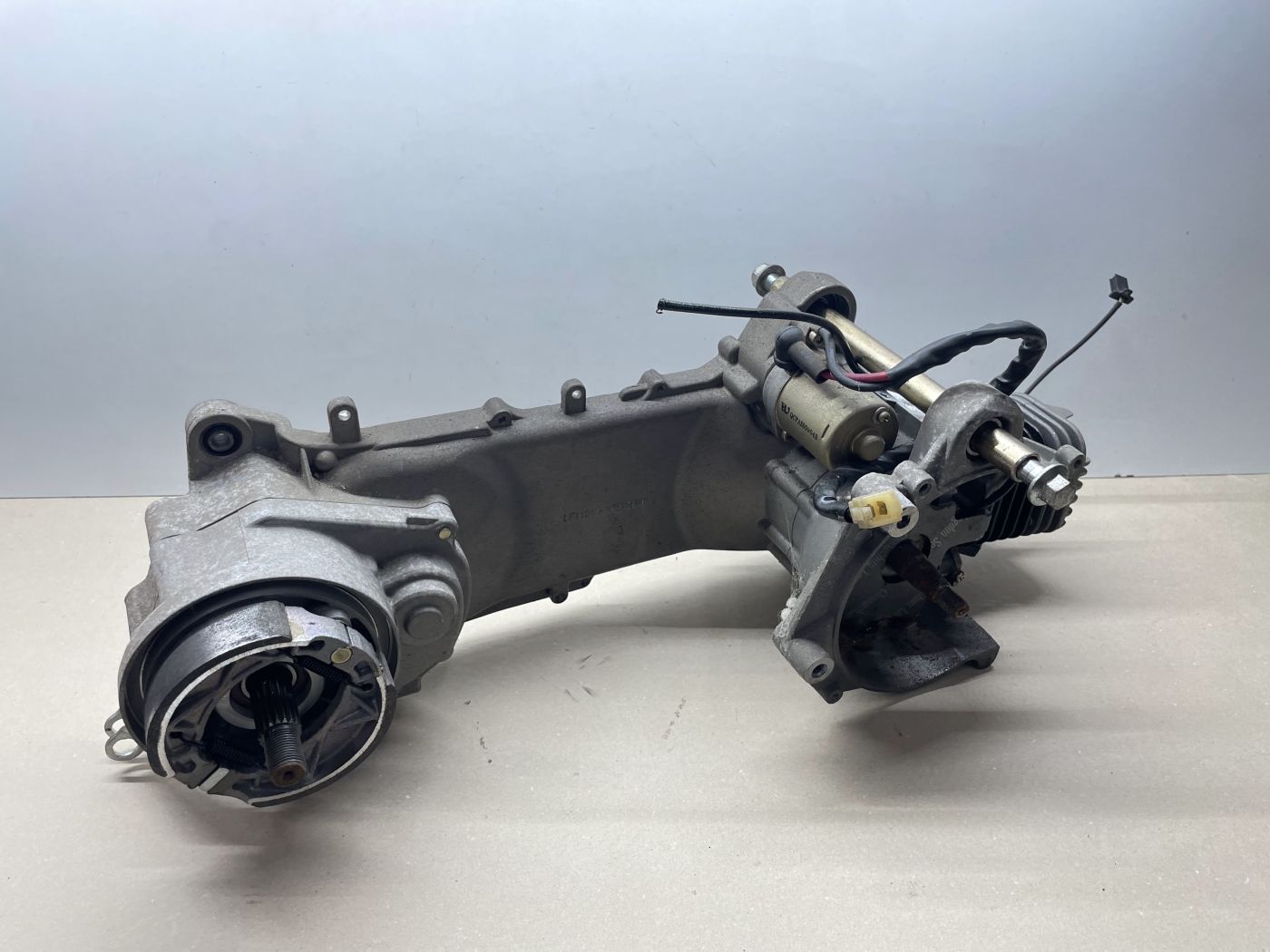Lifan S-Ray 50 - Motorblock Zylinder Getriebe Kurbelwelle (102-12)