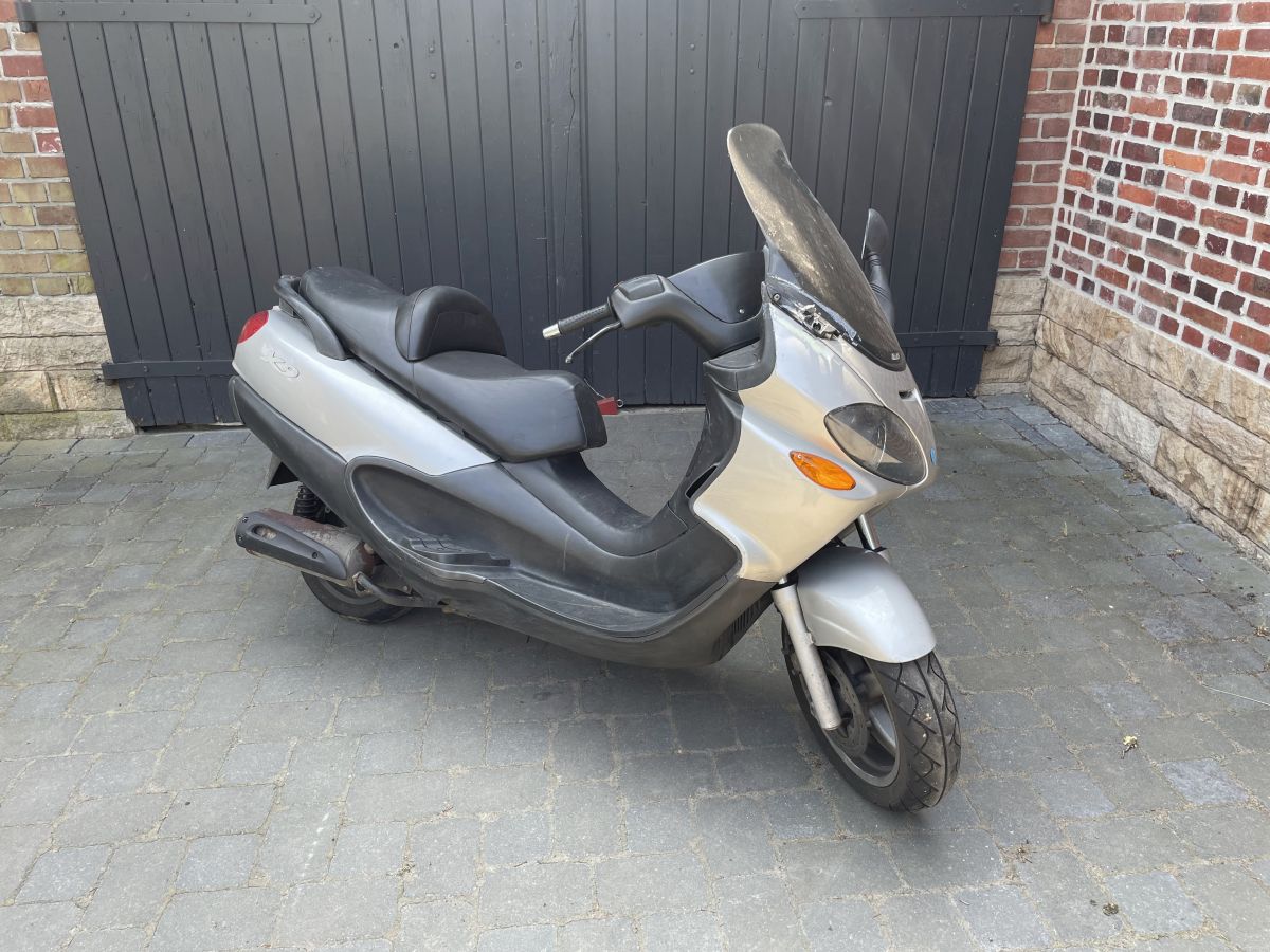 Piaggio X9 250 - Spritzschutz hinten Kennzeichenhalter Abdeckung fairing (75)
