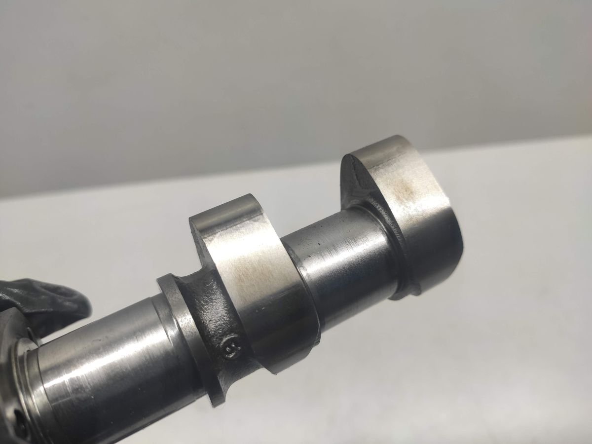 Aprilia Caponord ETV 1000 ABS - Nockenwellen vorne und hinten mit Stirnräder
