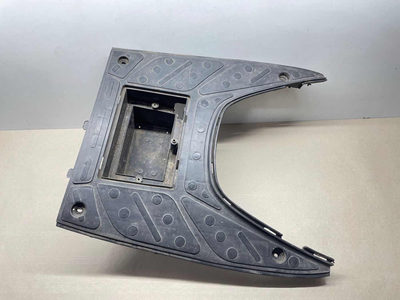 Ering / Baotian BT49QT-7 Trittbrett Fußablage Abdeckung Verkleidung (102-14)