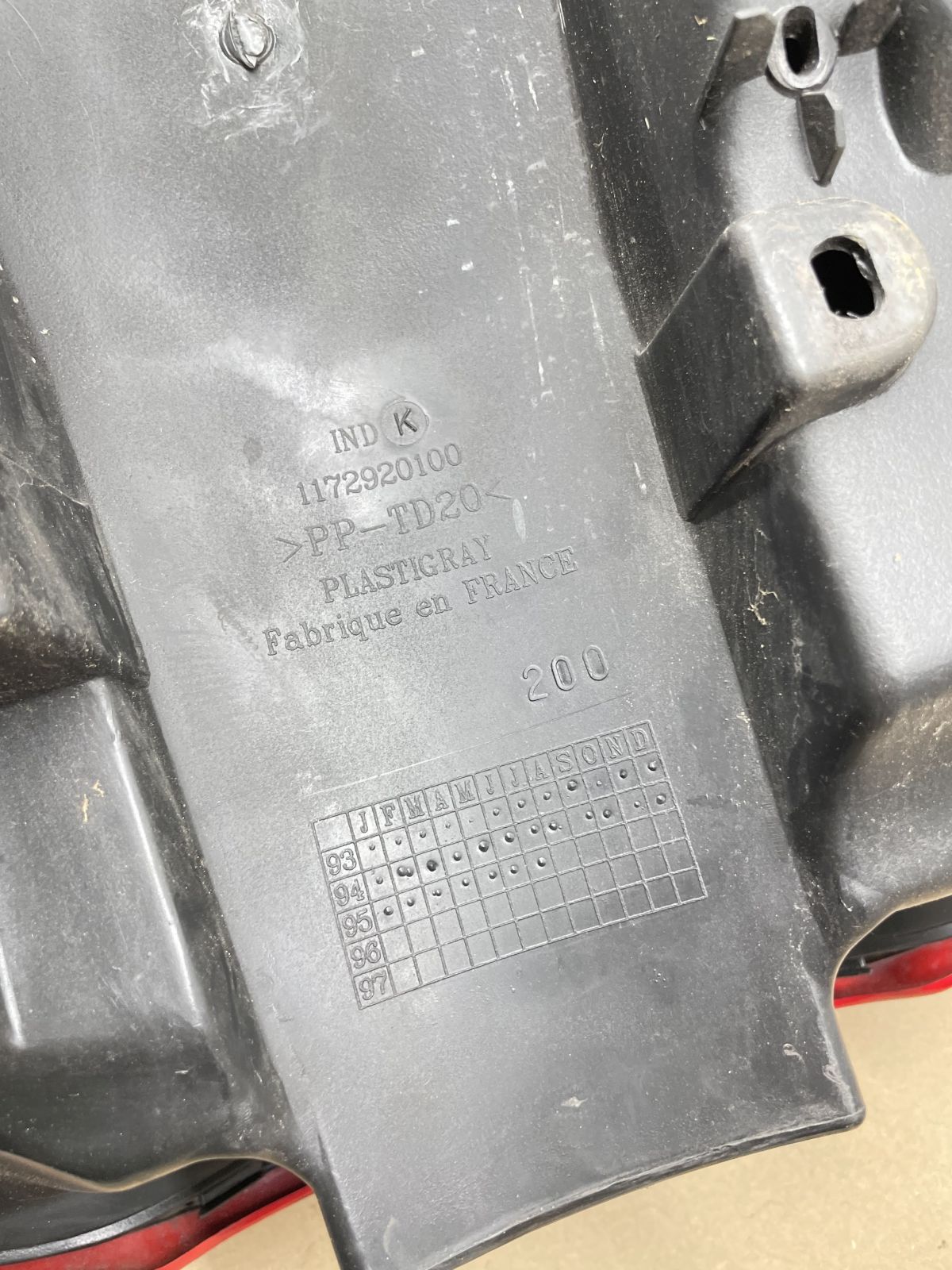 Hercules Splinter / Peugeot Speedake - Front Staufach Verkleidung fairing (81)