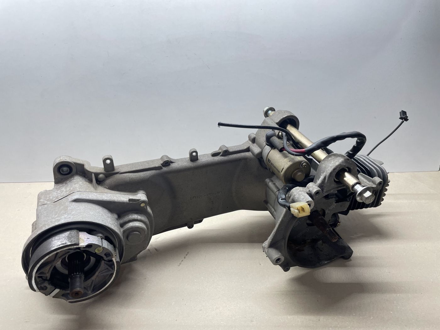 Lifan S-Ray 50 - Motorblock Zylinder Getriebe Kurbelwelle (102-12)