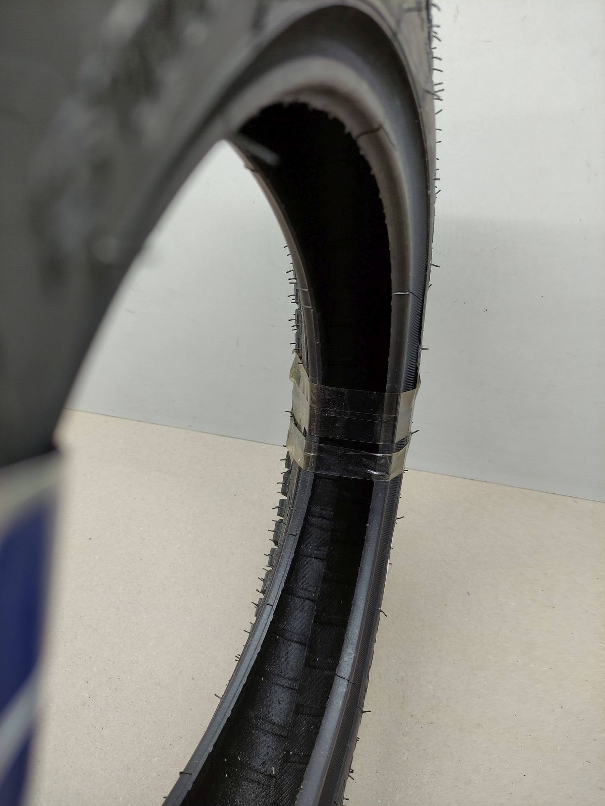 Reifen Schwalbe 3.00-10 (50J)  DOT 2006   NEU  (39)