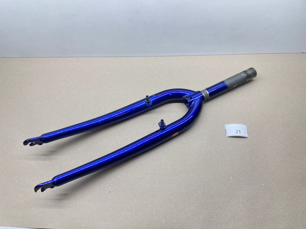 28"  Merida Starrgabel 1 1/8"  Blau  Schaftlänge 160mm  (GB2)