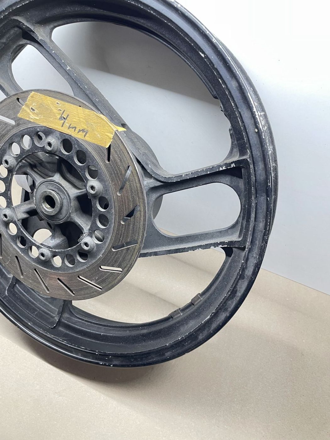 Yamaha FZ 400 FZ 600 - Felge hinten 18 X 2.75 R-37 Hinterrad Reifen Felge (118-V)