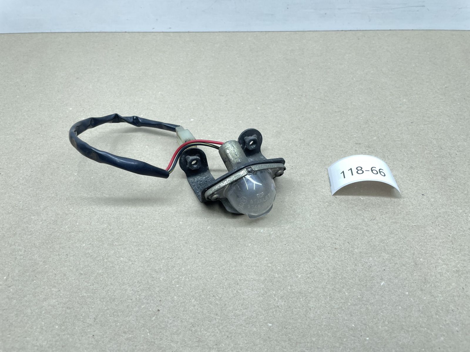 Kawasaki GPZ 500 S EX500A - Kennzeichenbeleuchtung Licht Lampe light (118-27)