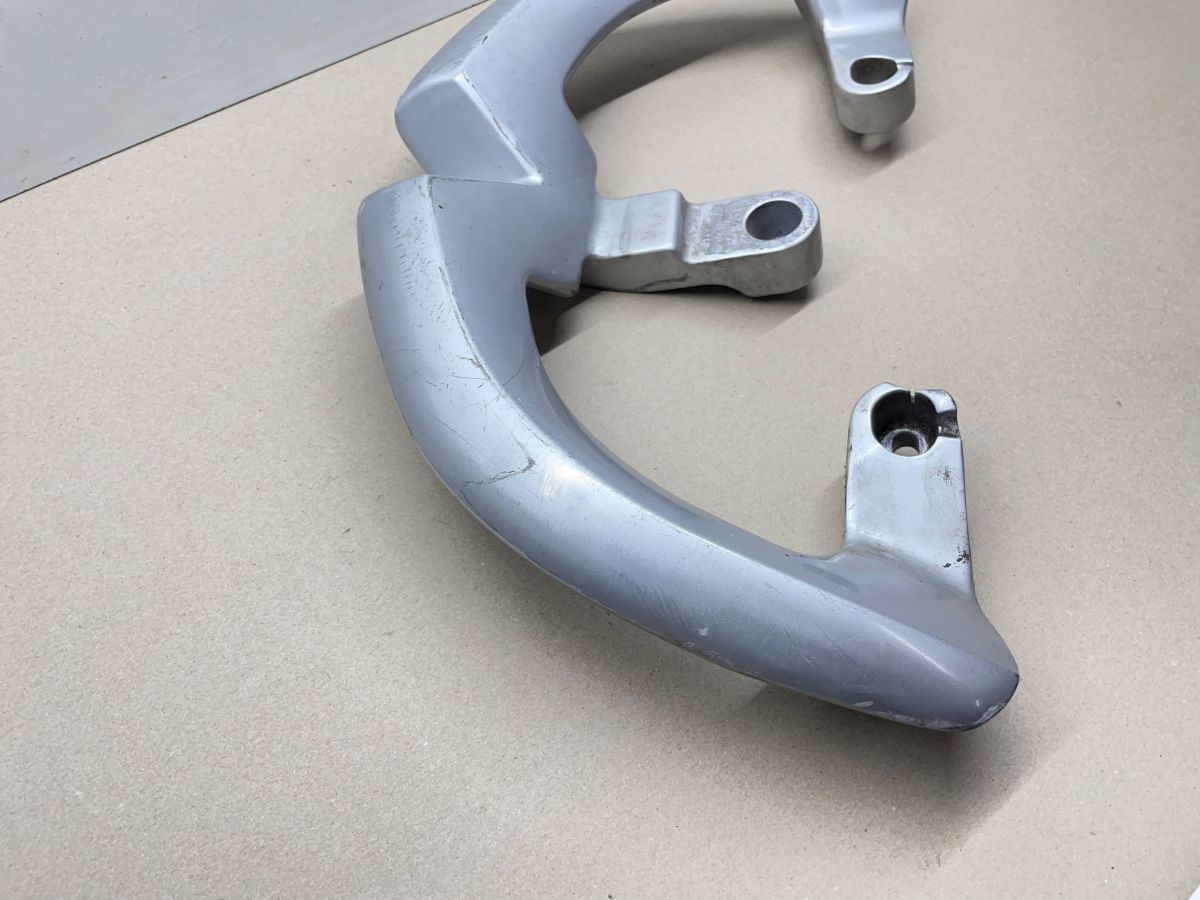 Peugeot New Vivacity 50 2T -  original Haltegriff Sozius Bügel Spoiler  (90)