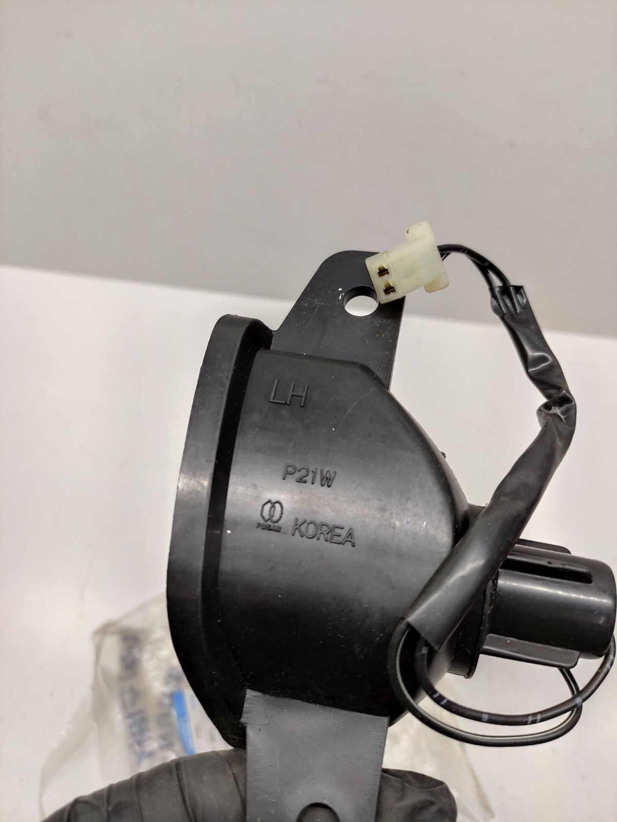 Hyosung Avanti - Blinkergehäuse hinten links NEU Blinker ! (38-1)