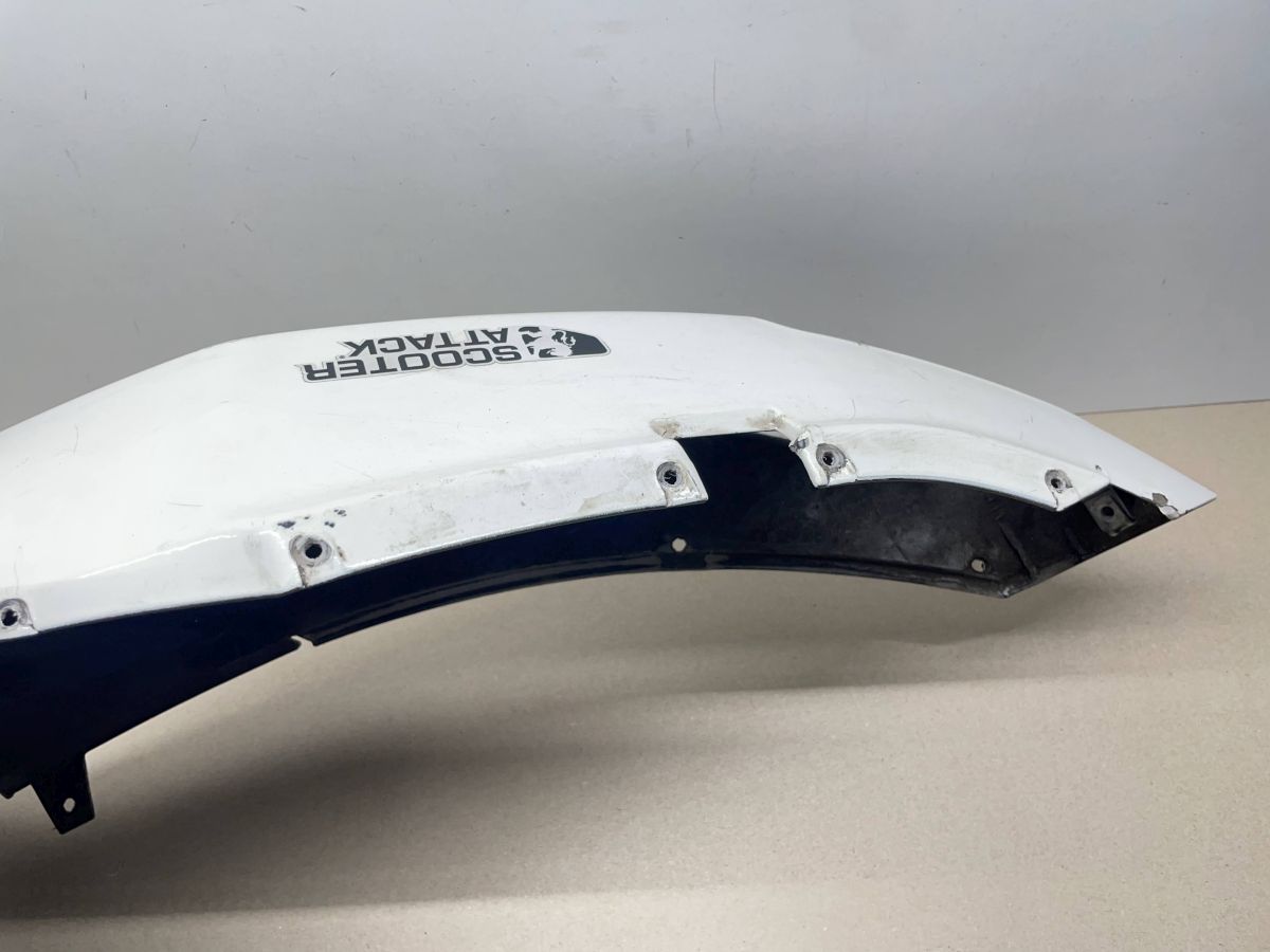 Aprilia SR50 R - Seitenteil rechts Verkleidung Abdeckung Backe fairing (93)