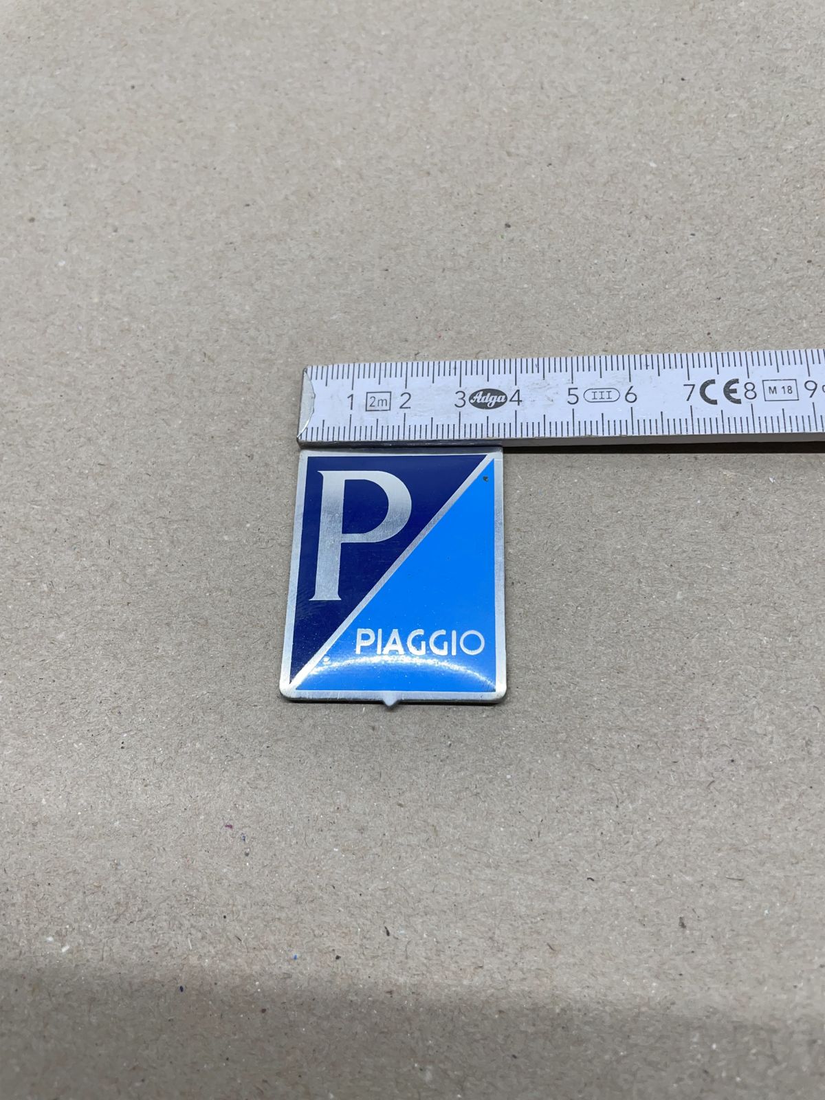 Vespa PX GT GTS GTV LX LXV S  - ORIGINAL Emblem Piaggio Kaskade Logo (P22)