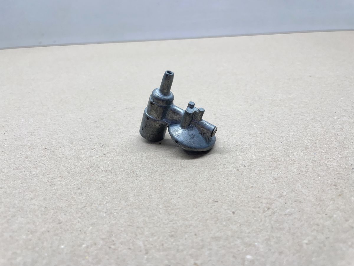 GURTNER DECKEL VERGASER NEU - Mobylette Motobecane Peugeot carburetor (39-33)
