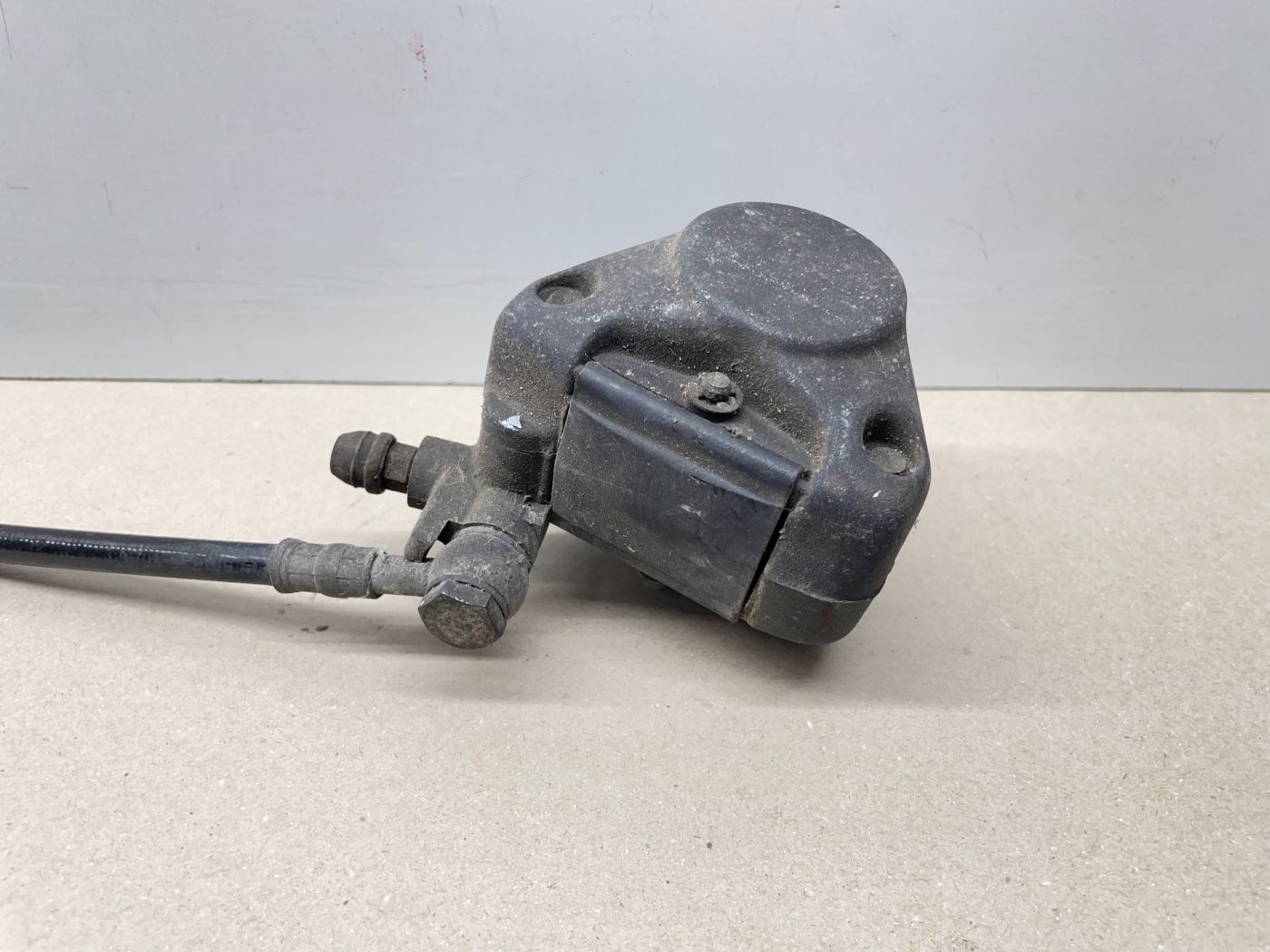 Atala Byte RT10 - Bremse vorne Bremshebel Bremspumpe Bremszange (102-17)
