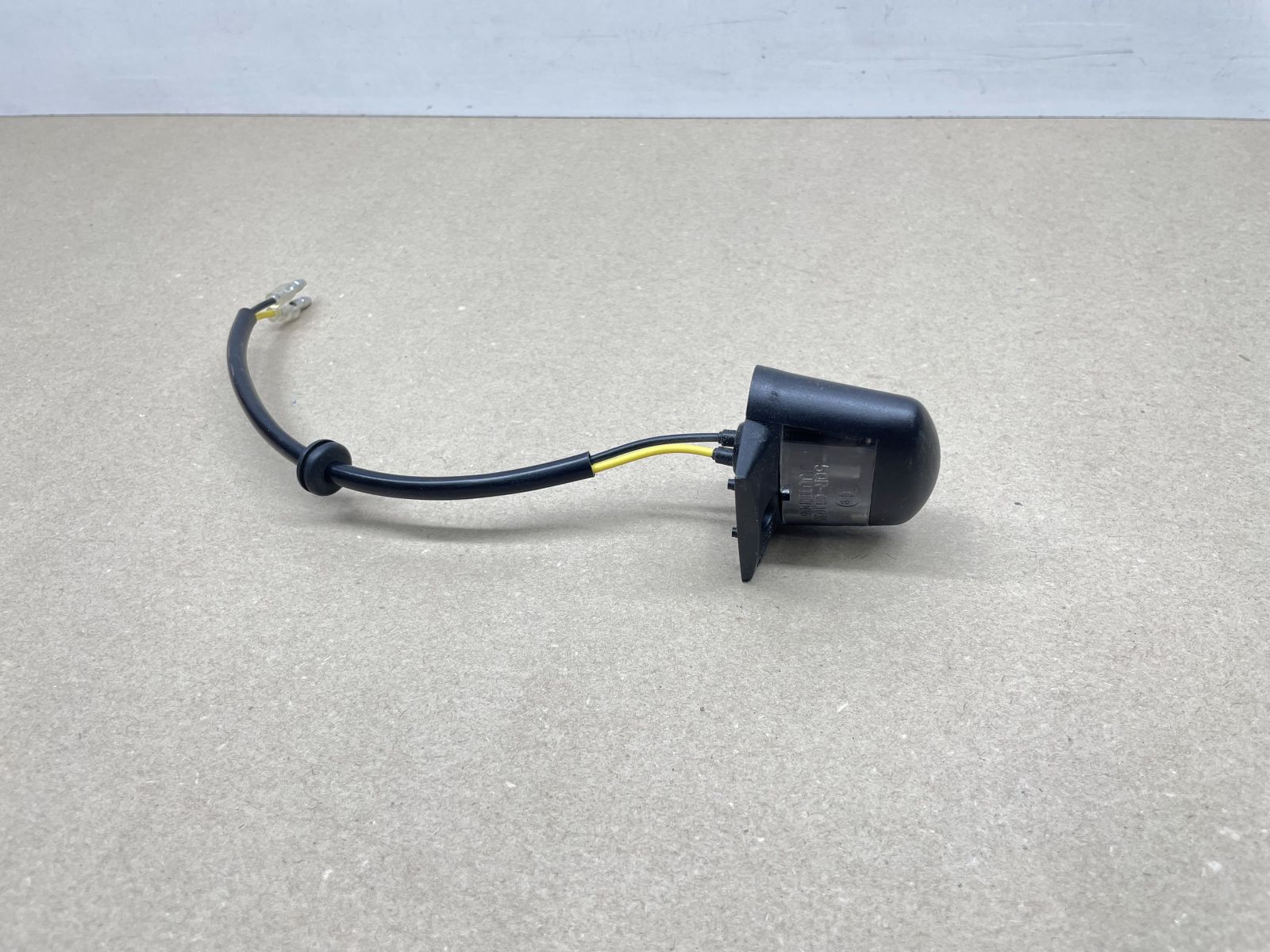 Kennzeichenbeleuchtung 12V Jute P001 - Peugeot Speedfight 3 Citystar Kisbee (118-26)-Copy