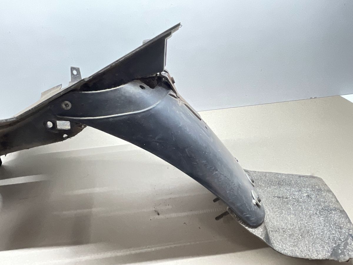 Peugeot TKR Furious 50 - Spritzschutz hinten Kennzeichenhalter Verkleidung (89)