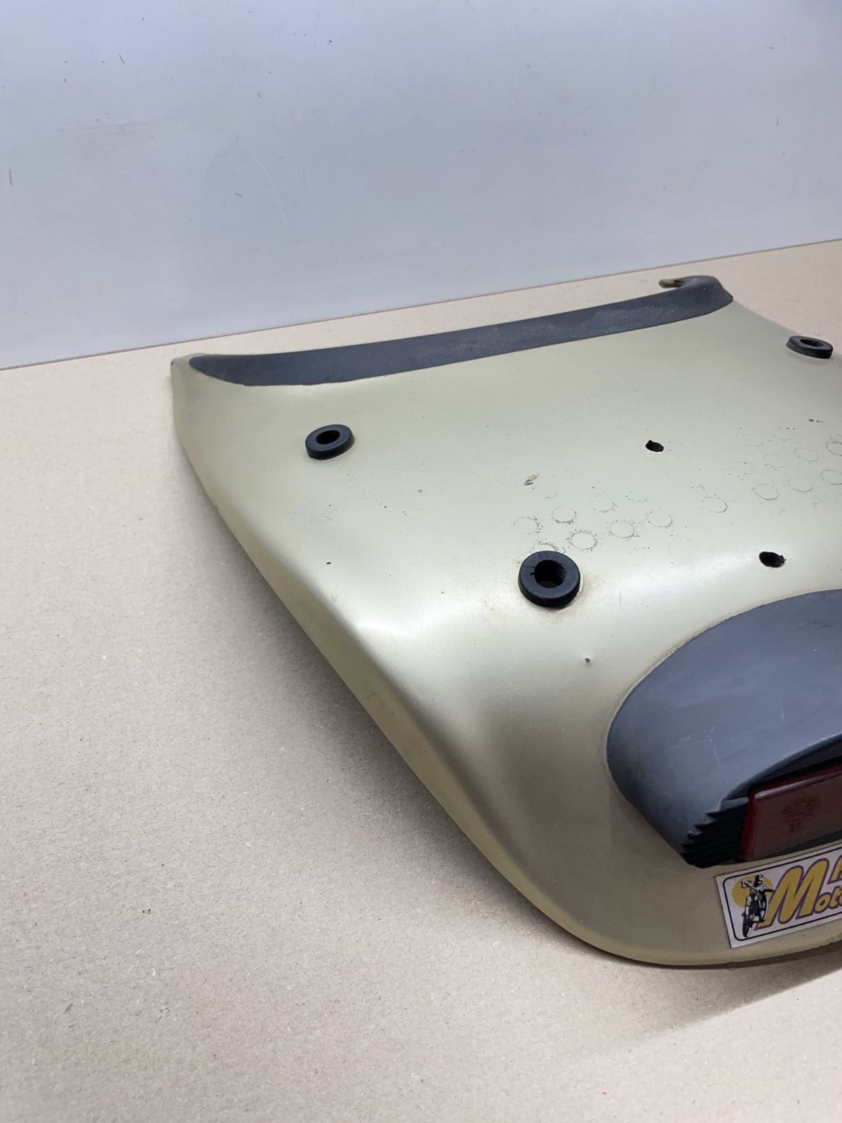 Aprilia Gulliver 50 - Verkleidung hinten oben Heck Abdeckung fairing (76)