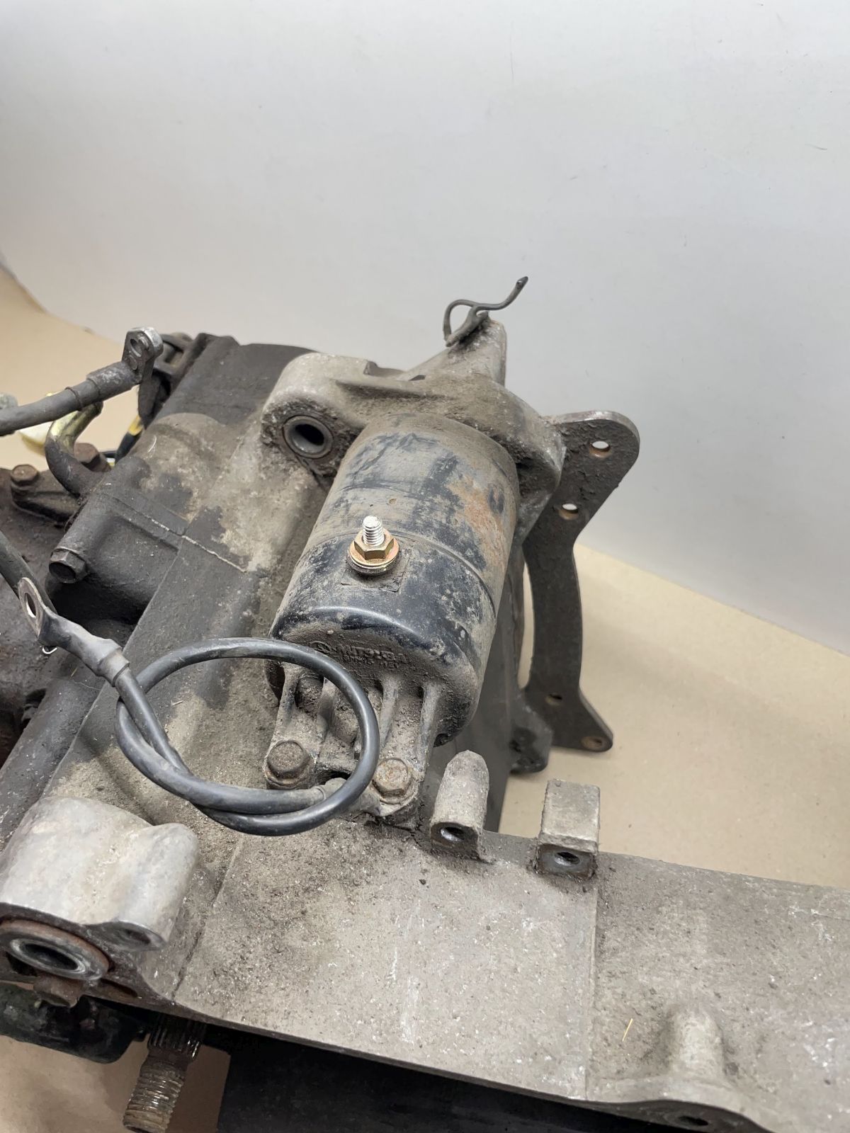 Piaggio X9 250 - Motorblock Kurbelwelle Getriebe Zylinder Anlasser engine (75)