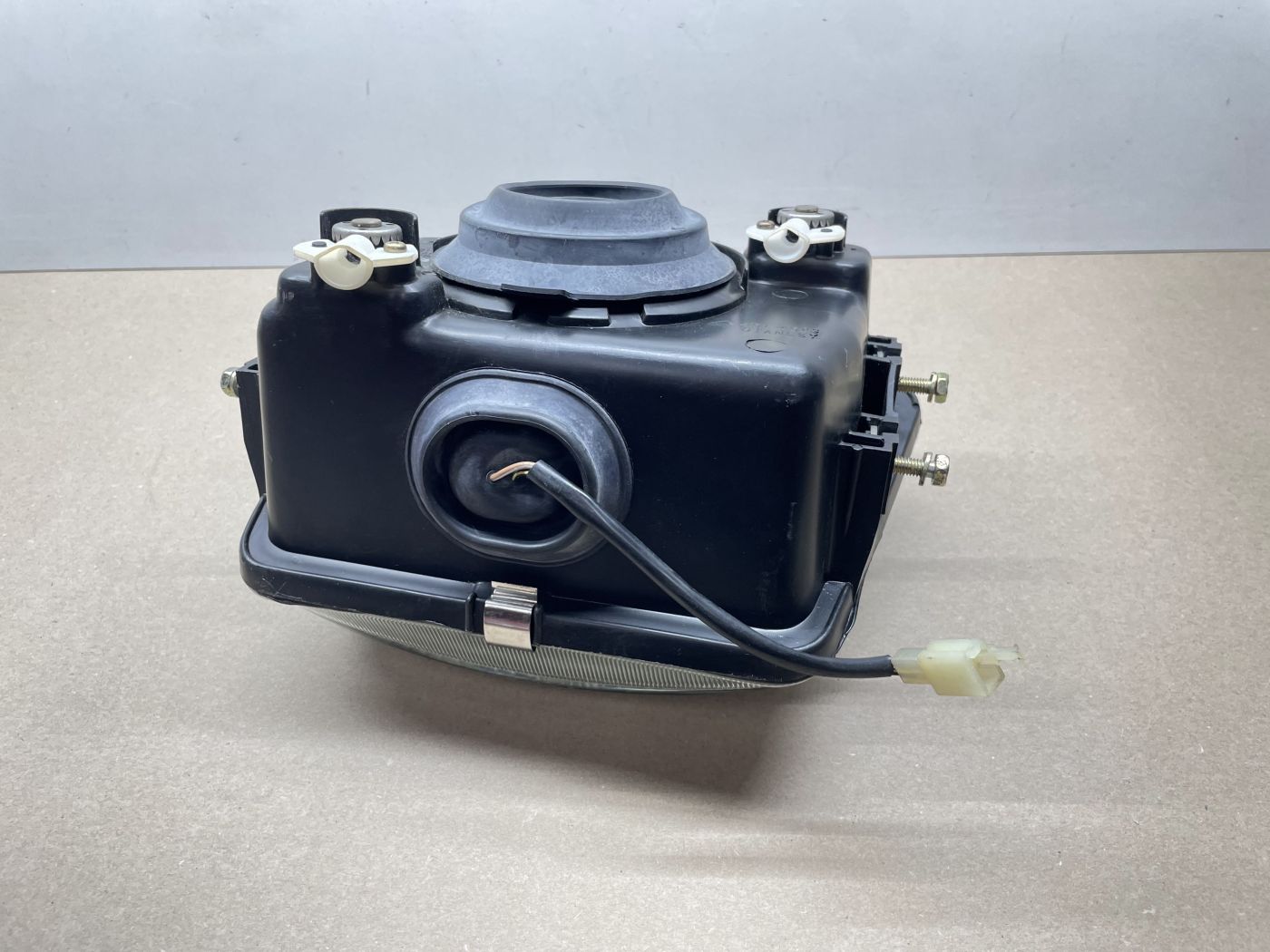 Kawasaki GPZ 500 - Scheinwerfer Licht Lampe vorne headlight (118-1)