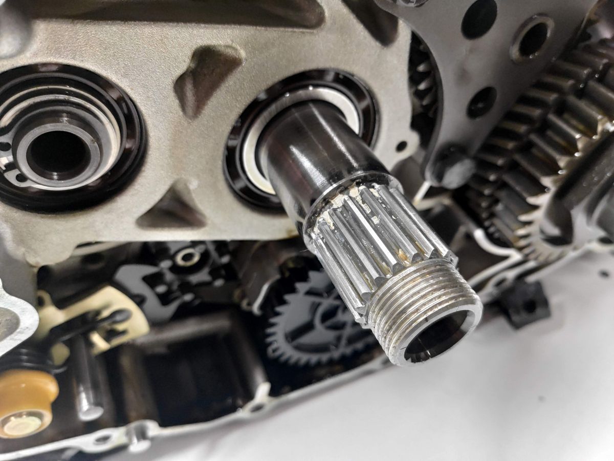 Aprilia Caponord ETV 1000 ABS - Motorblock Motor Kurbelwelle Getriebe