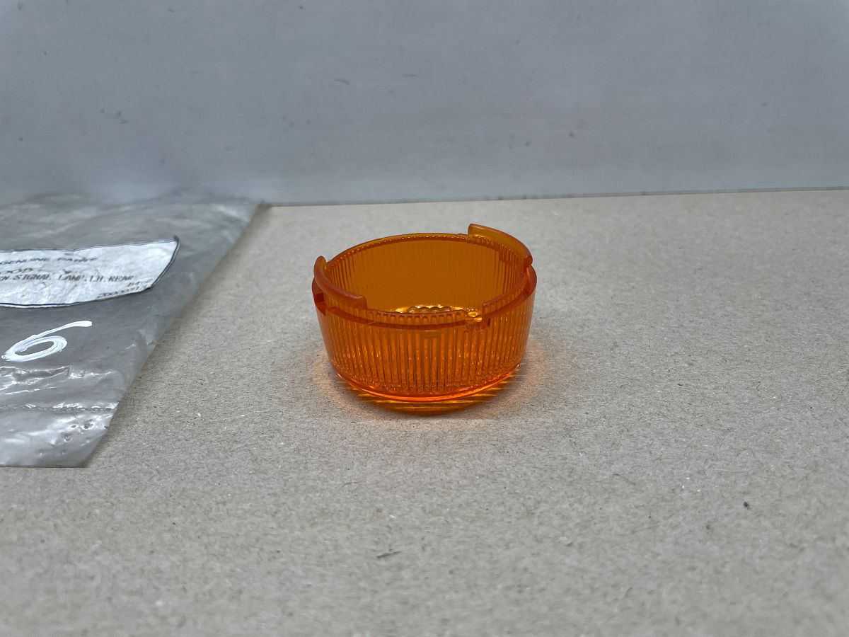 Pegasus Corona TGB Hornet - ORIGINAL Blinkerglas 451005 turn signal (40-19)