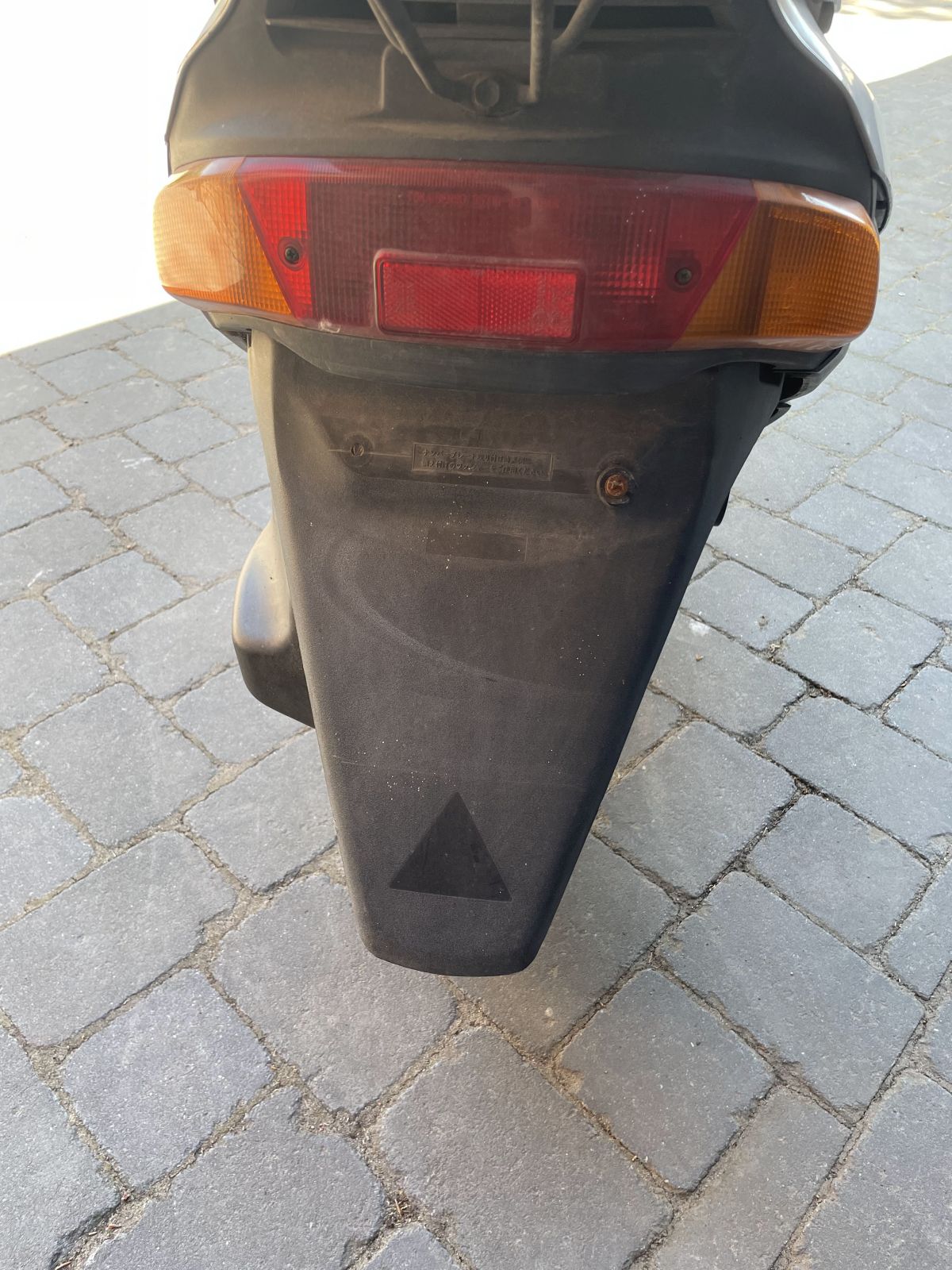 Suzuki AN 125 - Spritzschutz hinten Kennzeichenhalter Abdeckung fairing (77)