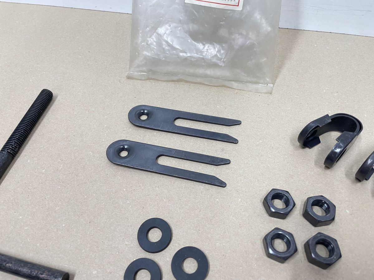 Windschild Halterung ? T.T.A 405 / BLK Made in Taiwan NOS Honda Kawasaki Suzuki (118-16)