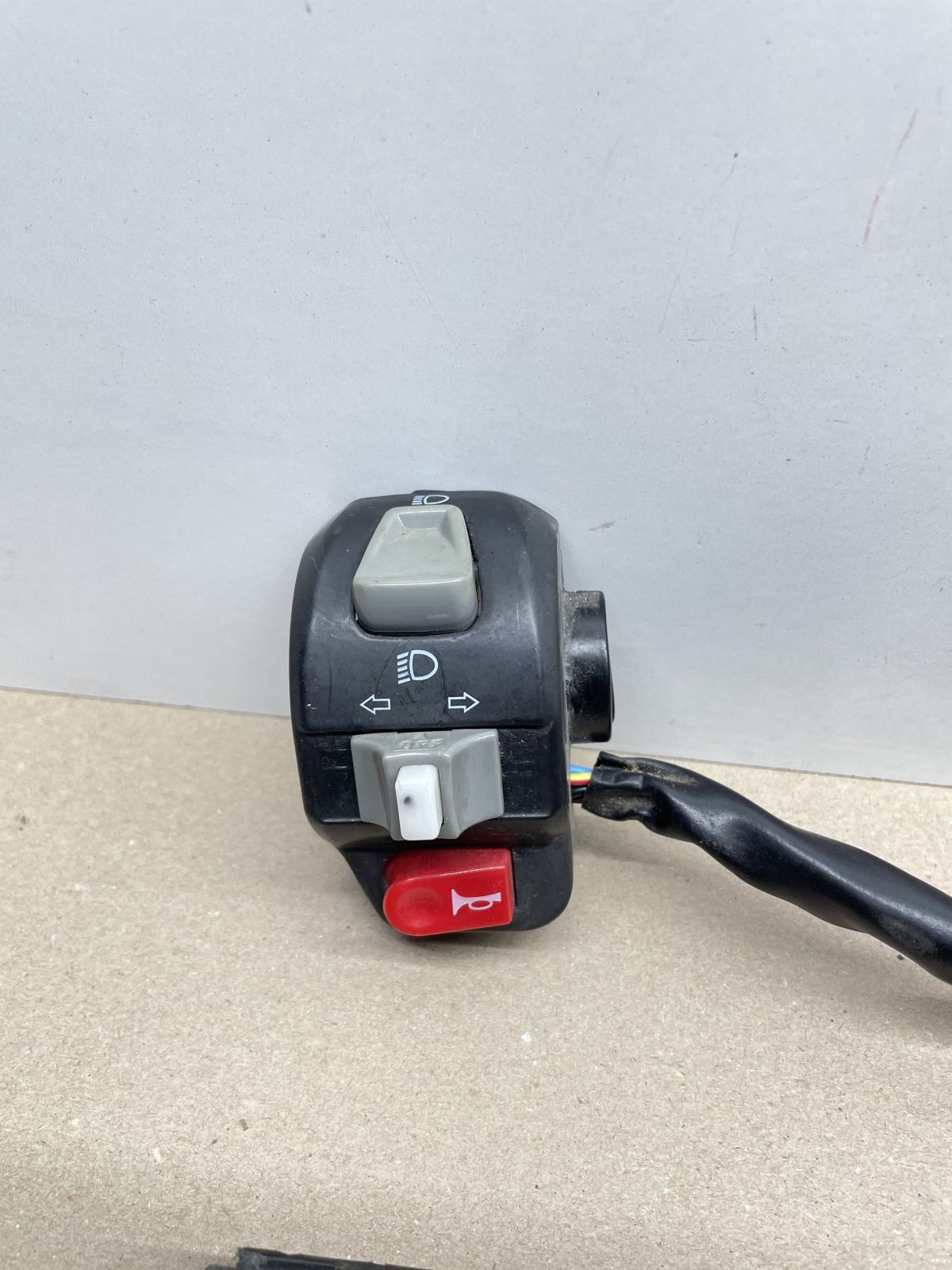 Benero Speedy 2T - Lenkerschalter links Bremszug Lichtschalter Hupe (62-1)