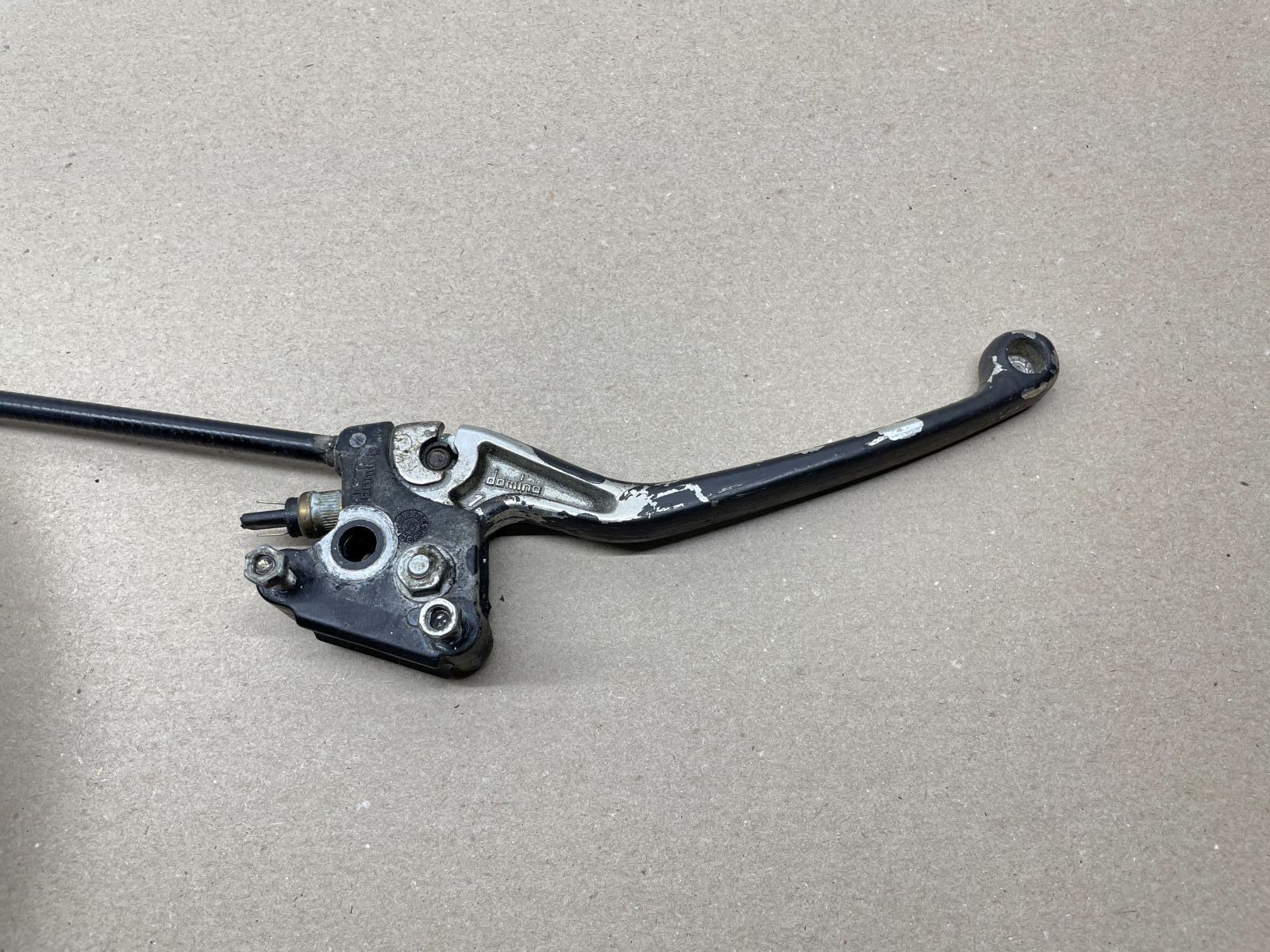 Piaggio Sfera RST 50 - original Bremsarmatur links Bremshebel Bremszug (72-2)