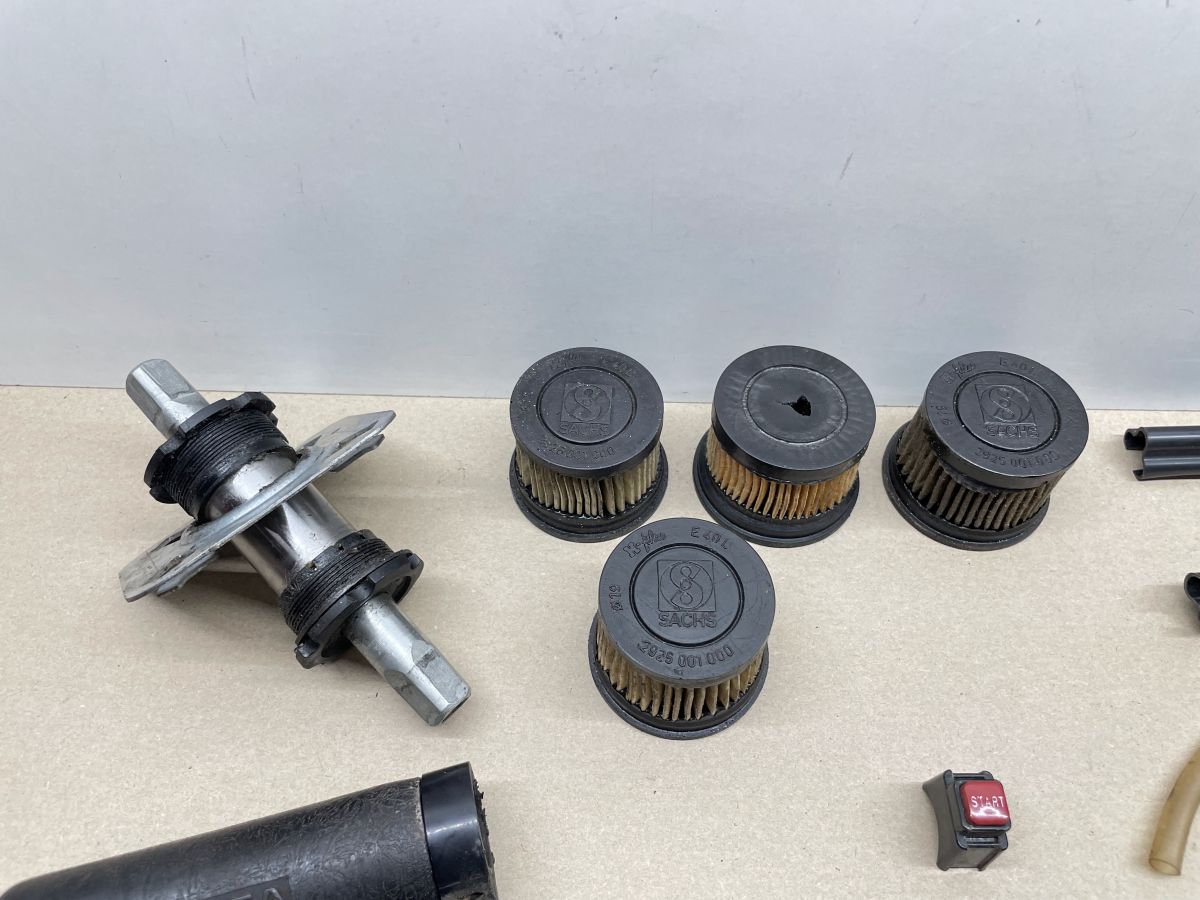 Saxonette Spartamet - Bremsgriff Zündkerzenstecker Luftfilter Bremse etc (83-7)
