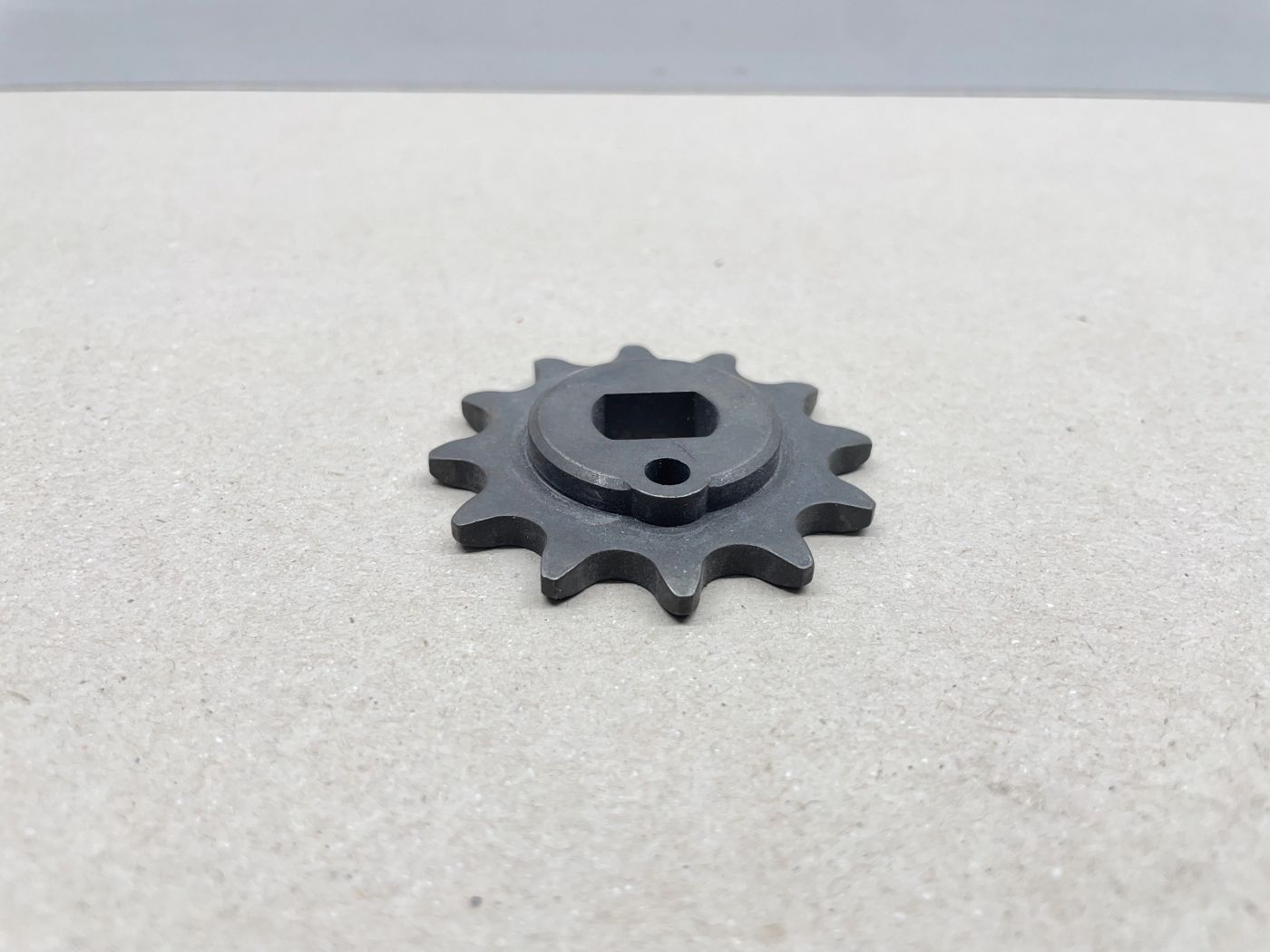 ILO Minimotor MM 524 540 - ORIGINAL Ritzel NOS  034.35.024-00 NEU  (39-49R)