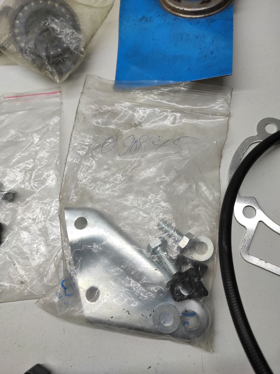 Piaggio Vespa Peugeot Schloss Tachowelle Bremshebel E-Start Hebel Vario Feder