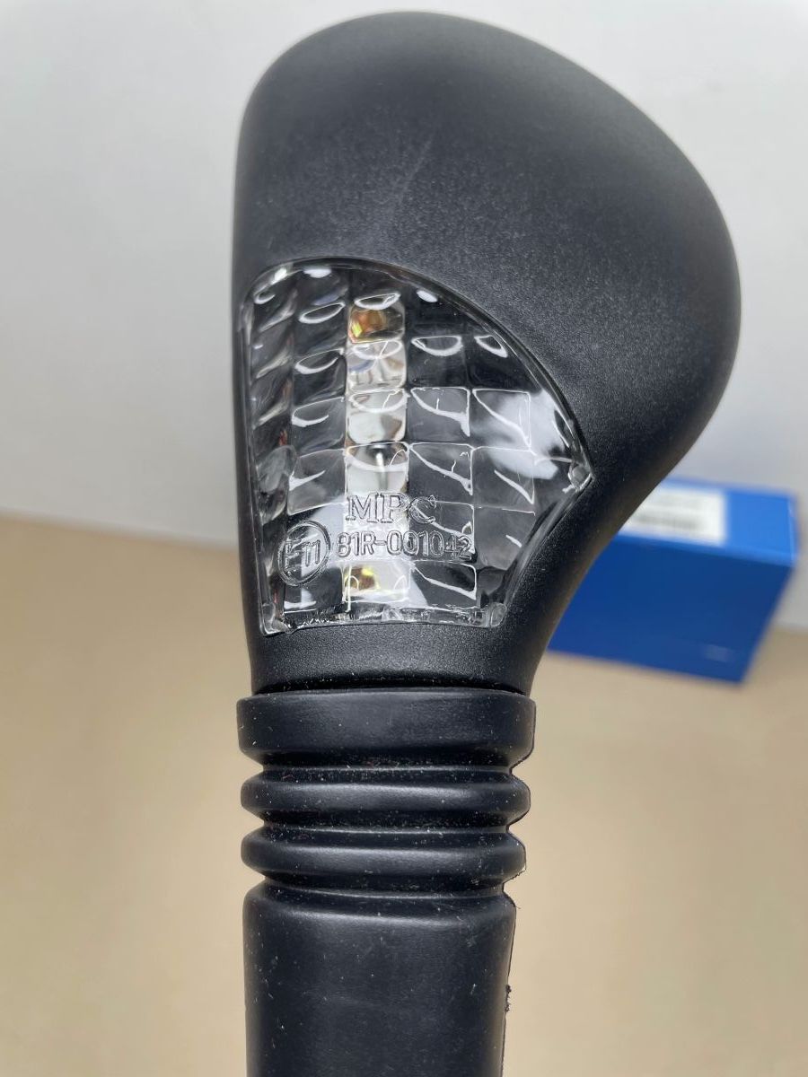 Rückspiegel mit LED Blinker rechts  - Yamaha MBK mirror with turn signal (118-17)