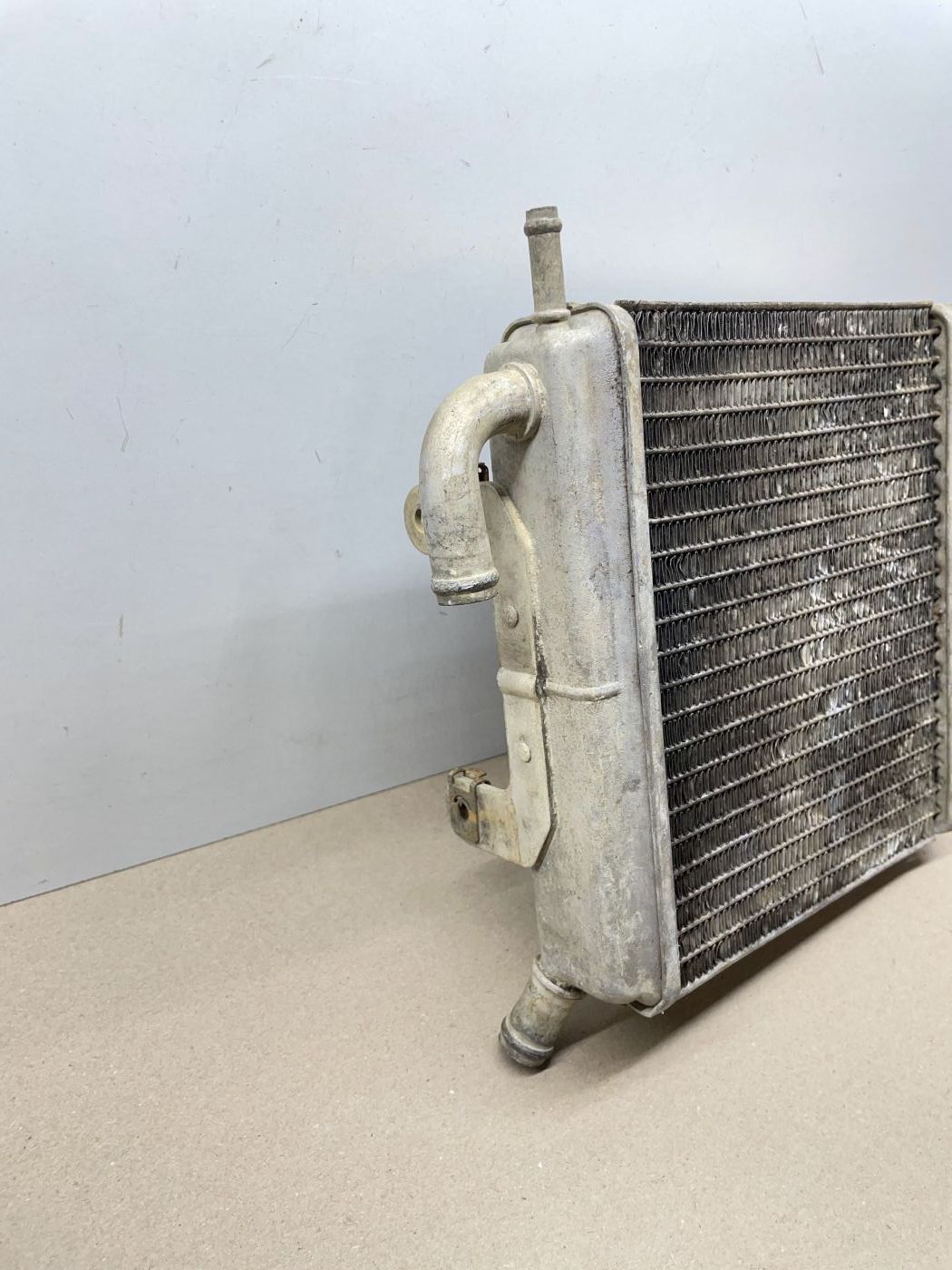Aprilia SR50 R Factory - original Wasserkühler Kühler (109-6)