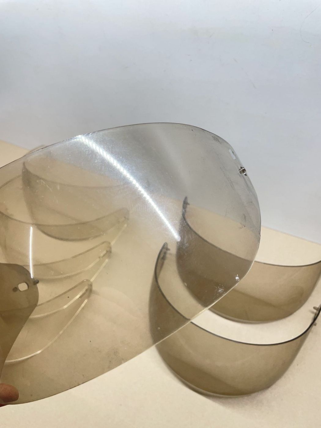 7x Nolan Helmvisier Klar / Getönt Schutzvisier Helm NOS Mofa Moped Roller (106)